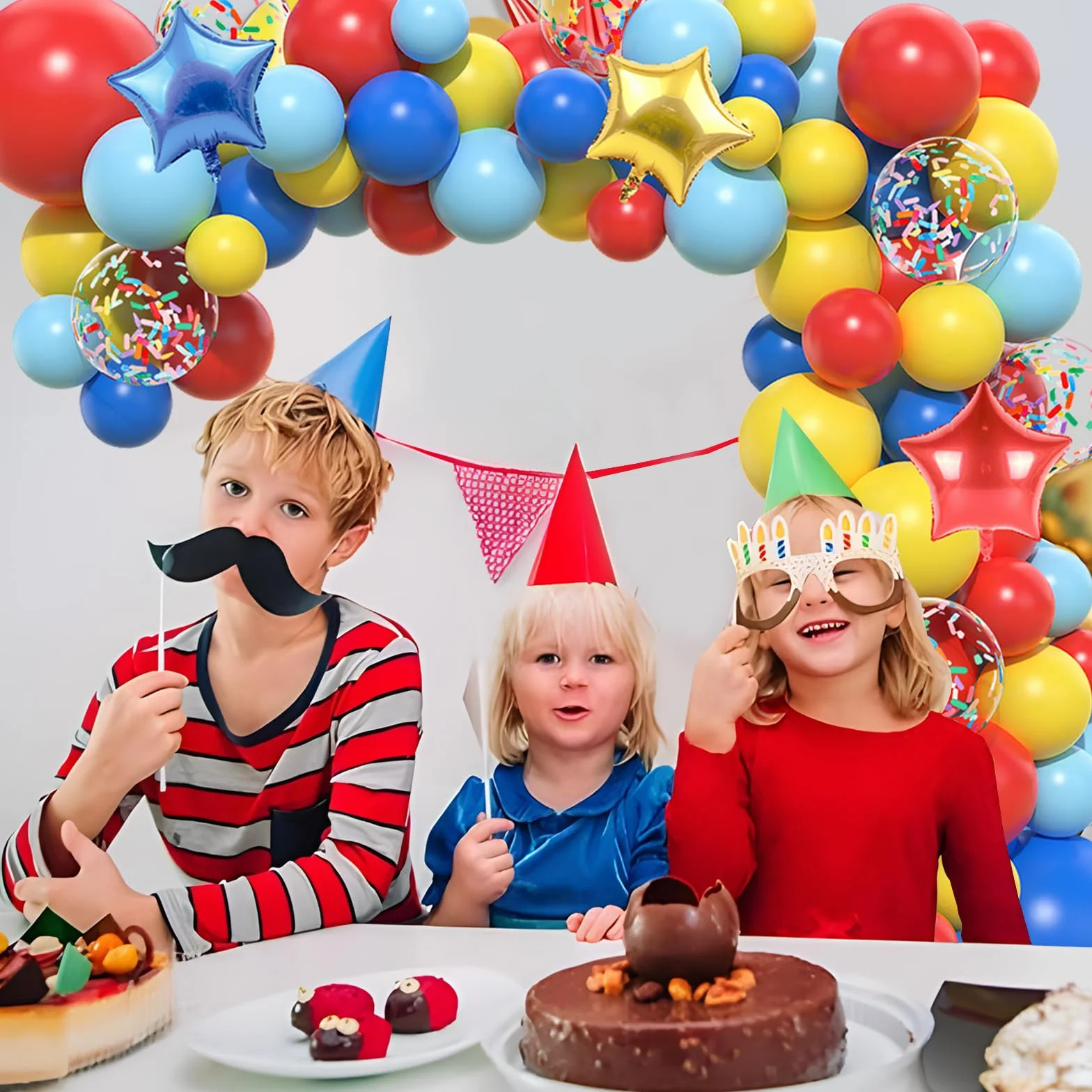Kit Arco Palloncini Rosso Blu Giallo 106pcs Ghirlanda Palloncini Circo Carnevale con Foil Stella Coriandoli Multicolori