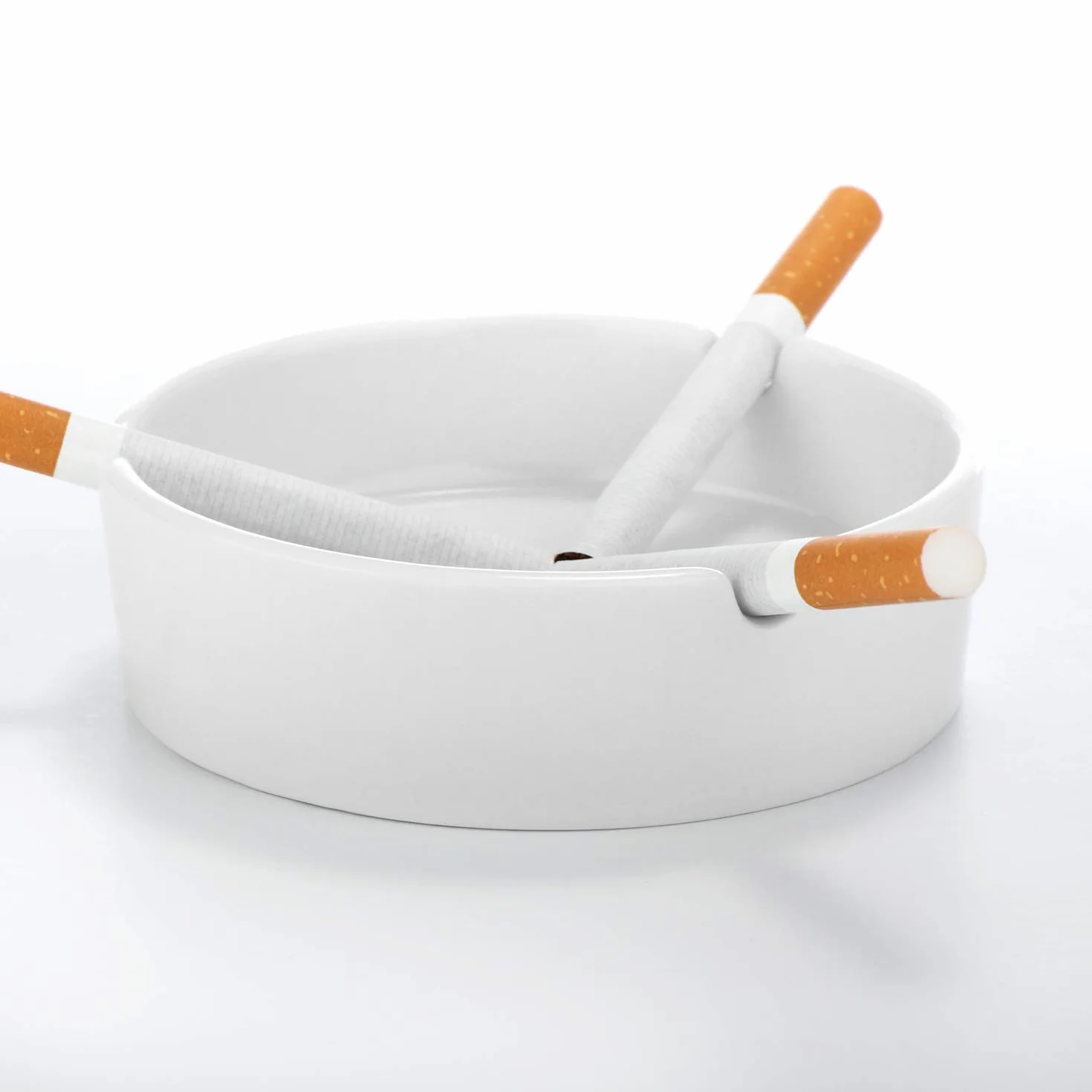 COM-FOUR® 6 sztuk popielniczek ceramicznych prosty design