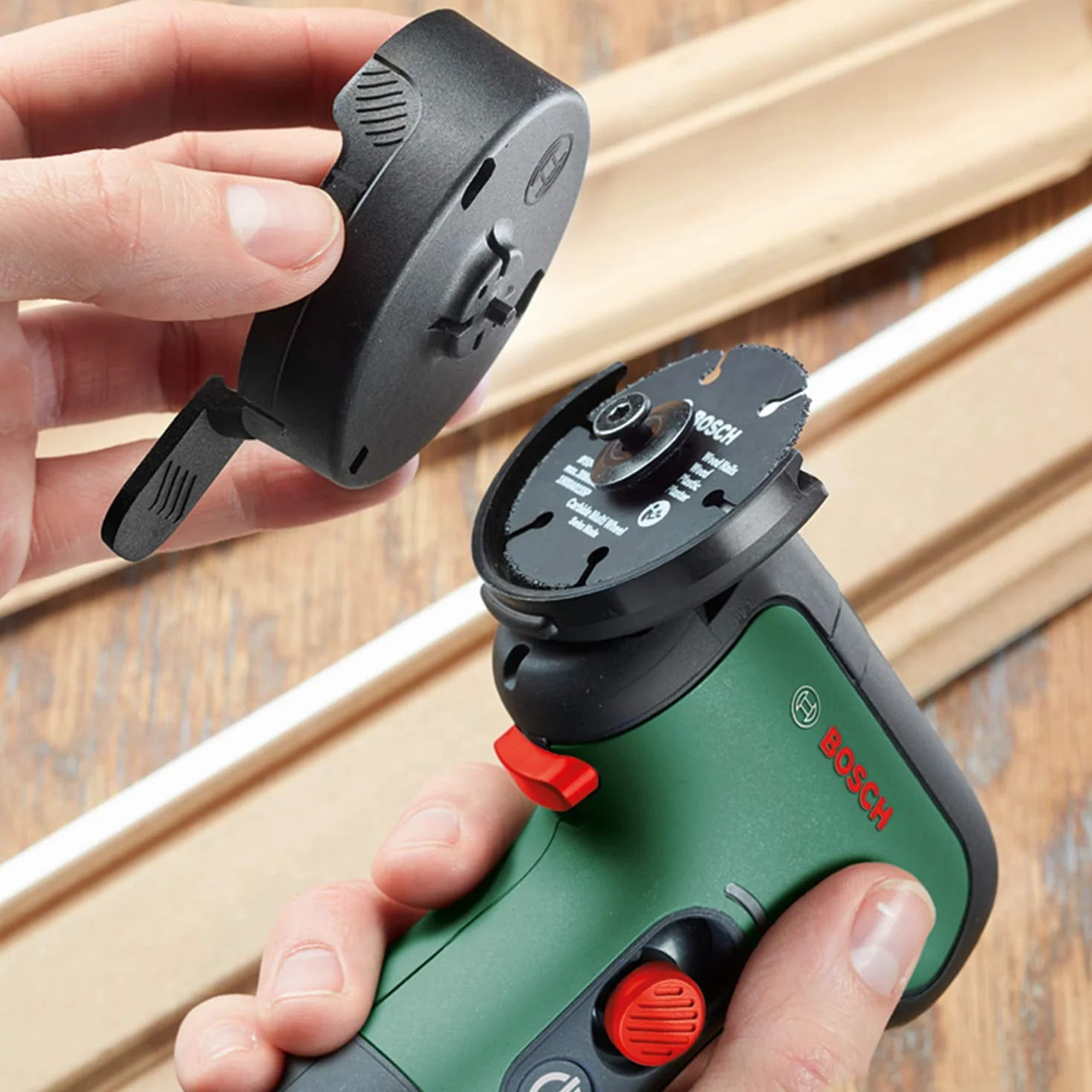 Bosch EasyCut&Grind Utensile a batteria 2.0 Ah 7.2 Volt