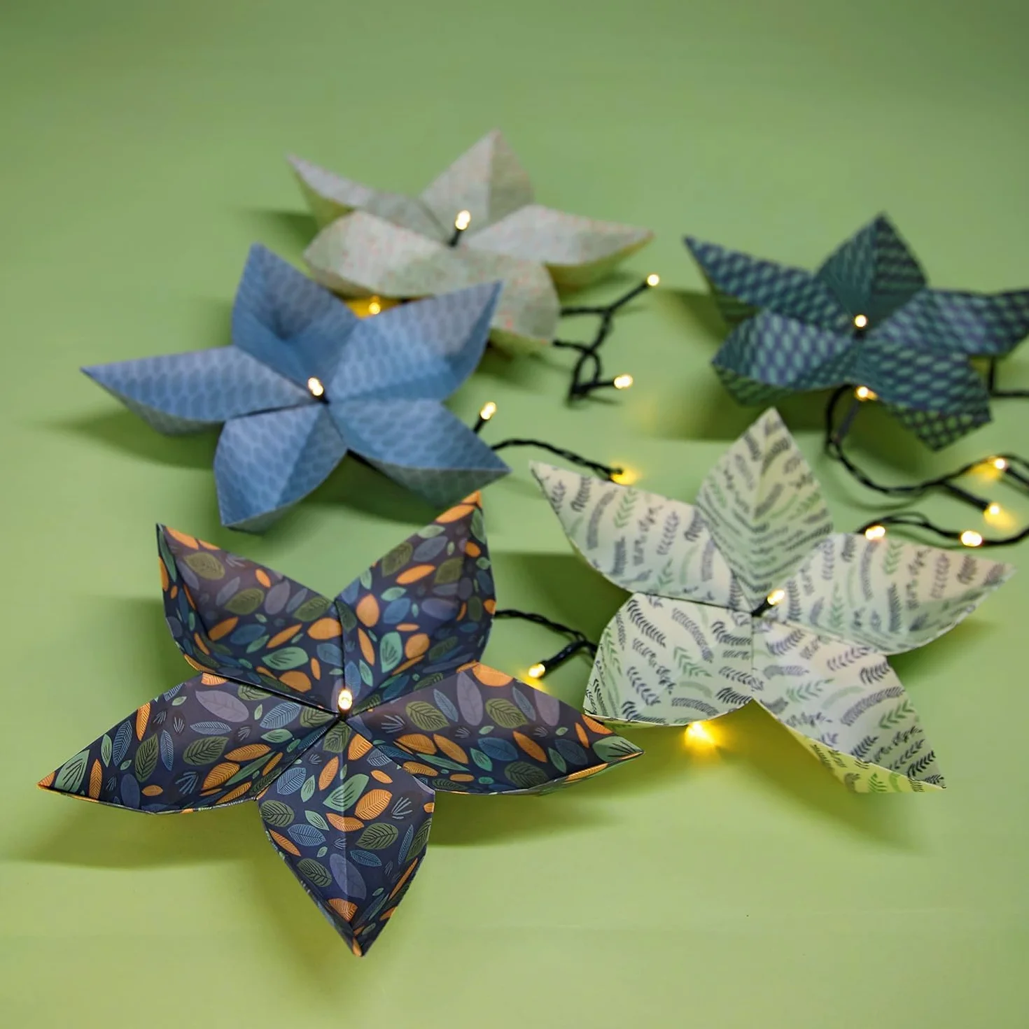 Clairefontaine 95351C Papier Origami 70g/m² 15x15cm 30 motivi colorati