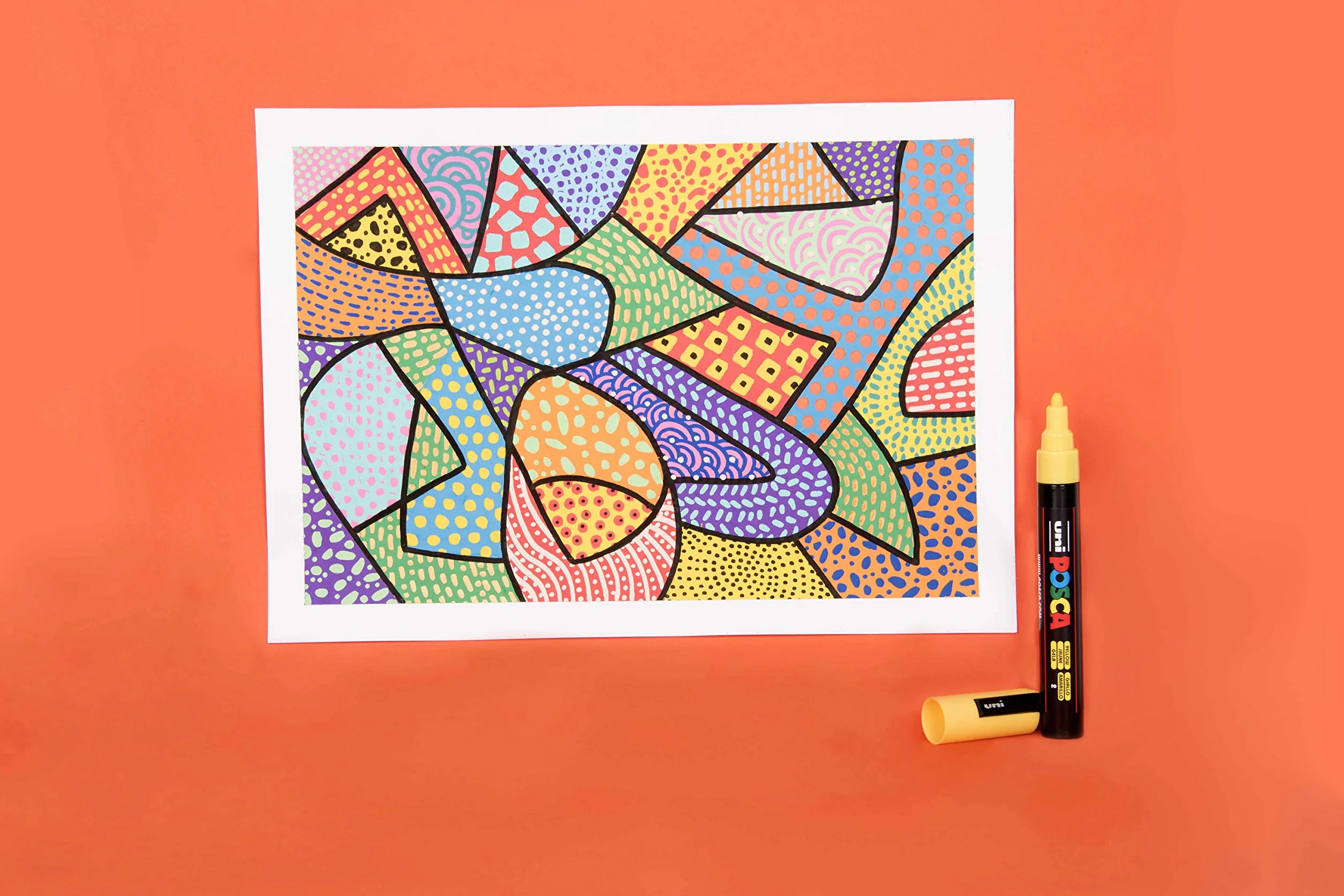 POSCA - Uniposca Set con Pennarelli Acrilici Punta Tonda 1.8 - 2.5 mm, Colori per Tessuti, Legno, Vetro e Altro, Pennarelli Acquerellabili Uni Posca Professionali e Cartoleria, Resistenti a Acqua/Luce