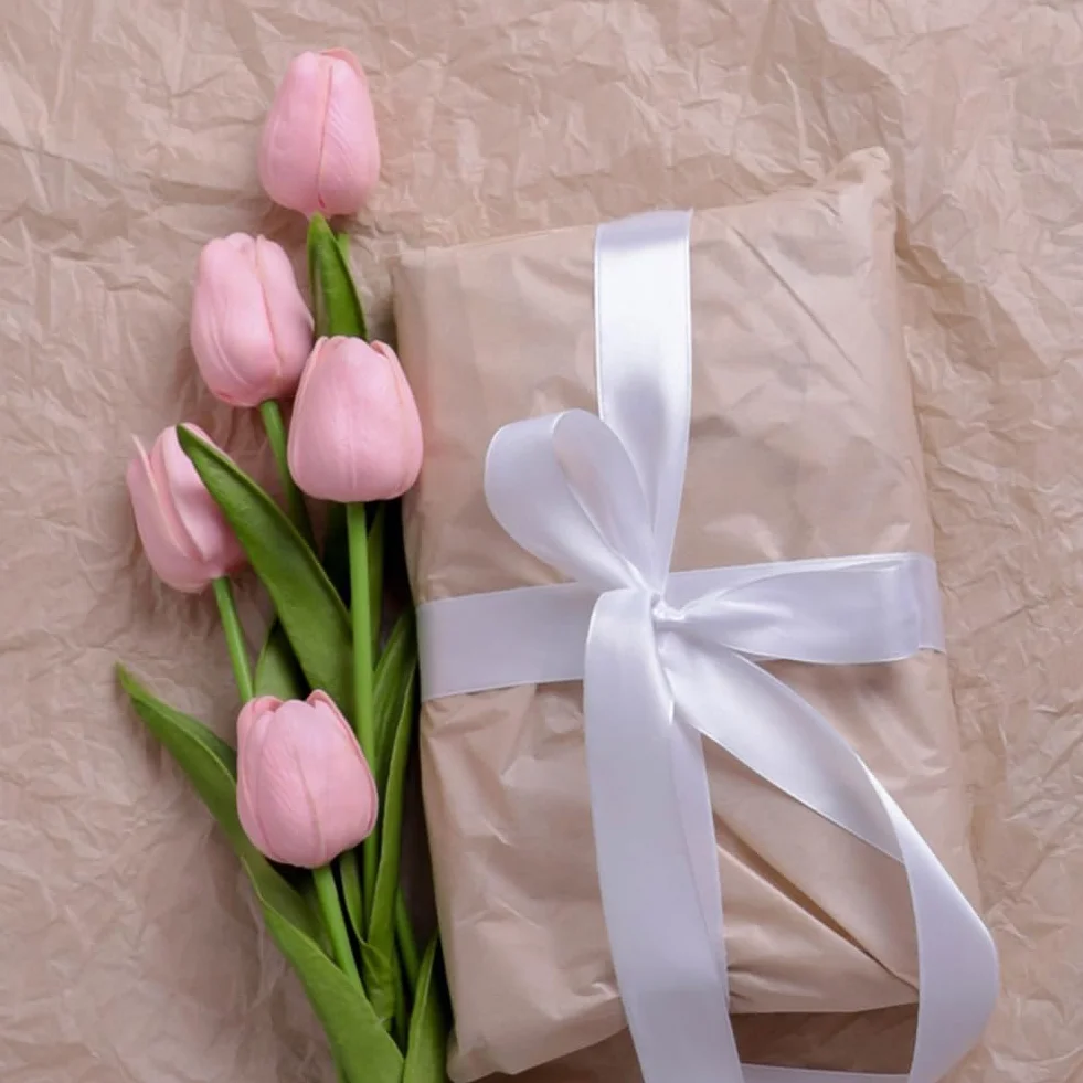 Carta Velina Comioke, 30 Fogli Rosa 70x50 cm, Per Confezioni Regalo e Decorazioni