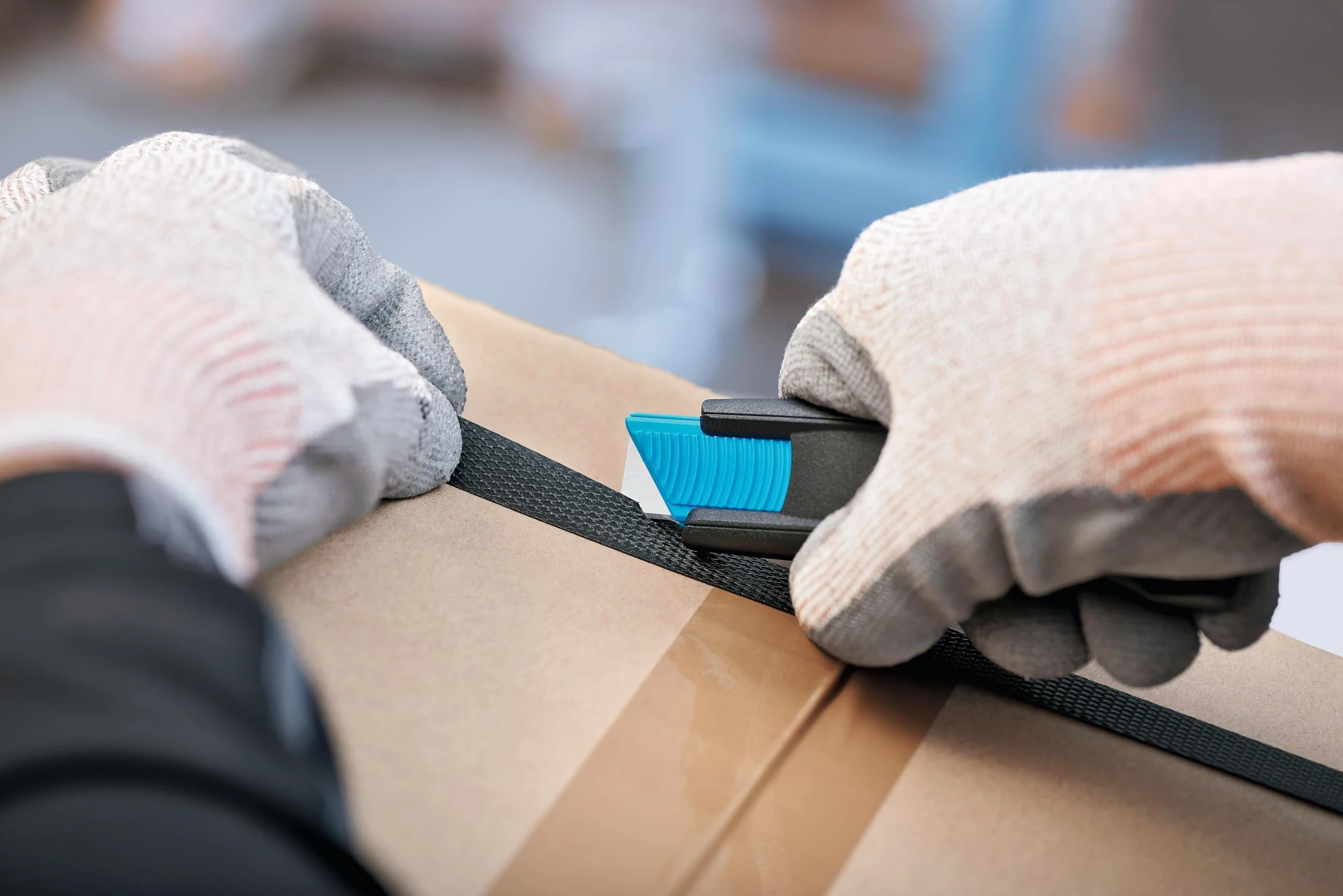 MARTOR Coltello di sicurezza con retrazione della lama, SECUNORM 175, coltello professionale per Cutter, Coltello per cartone, piccolo, in plastica, Per mancini e destrorsi