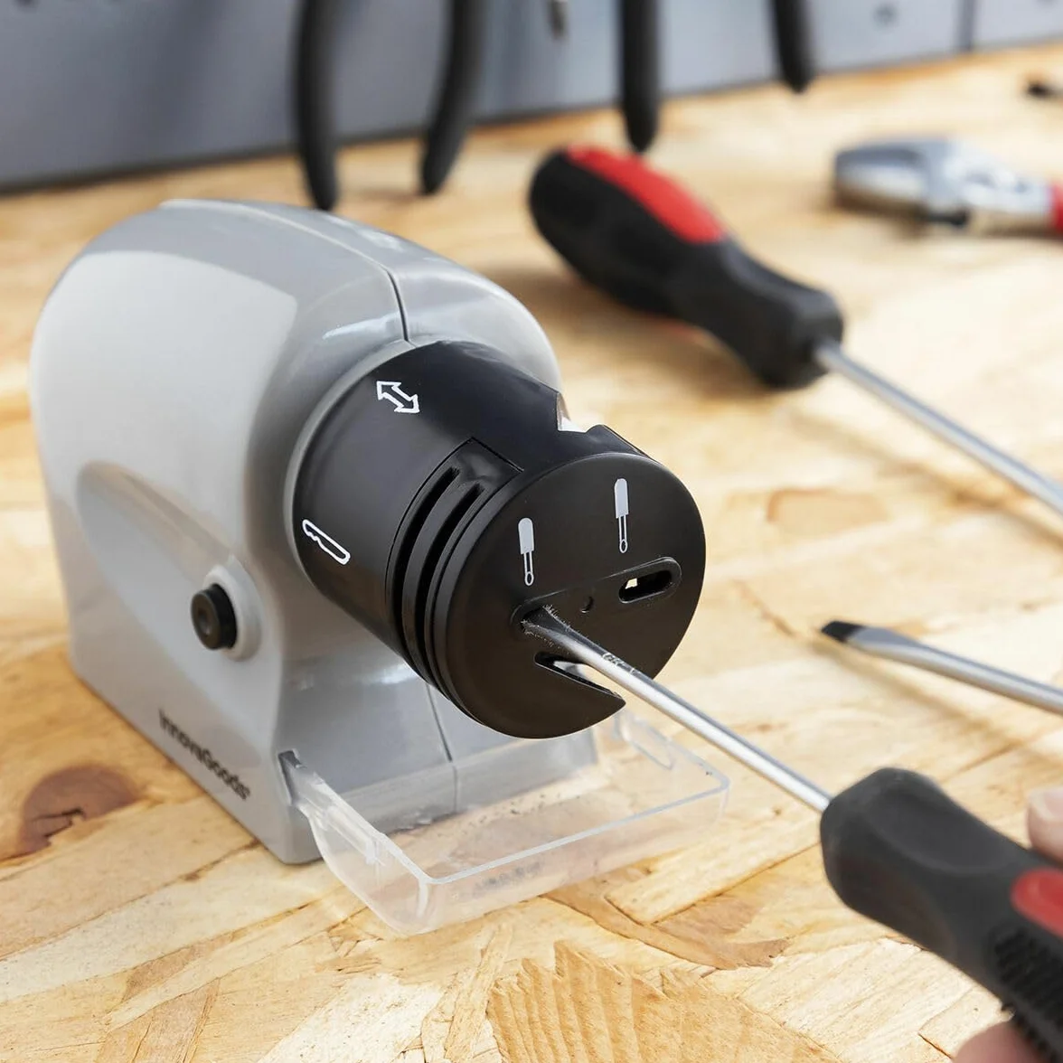 InnovaGoods® Affilatore elettrico multiuso 6 in 1 ESharp, affila le tue lame e strumenti in modo rapido e semplice, con 6 testine intercambiabili, ideale per la casa e il laboratorio.