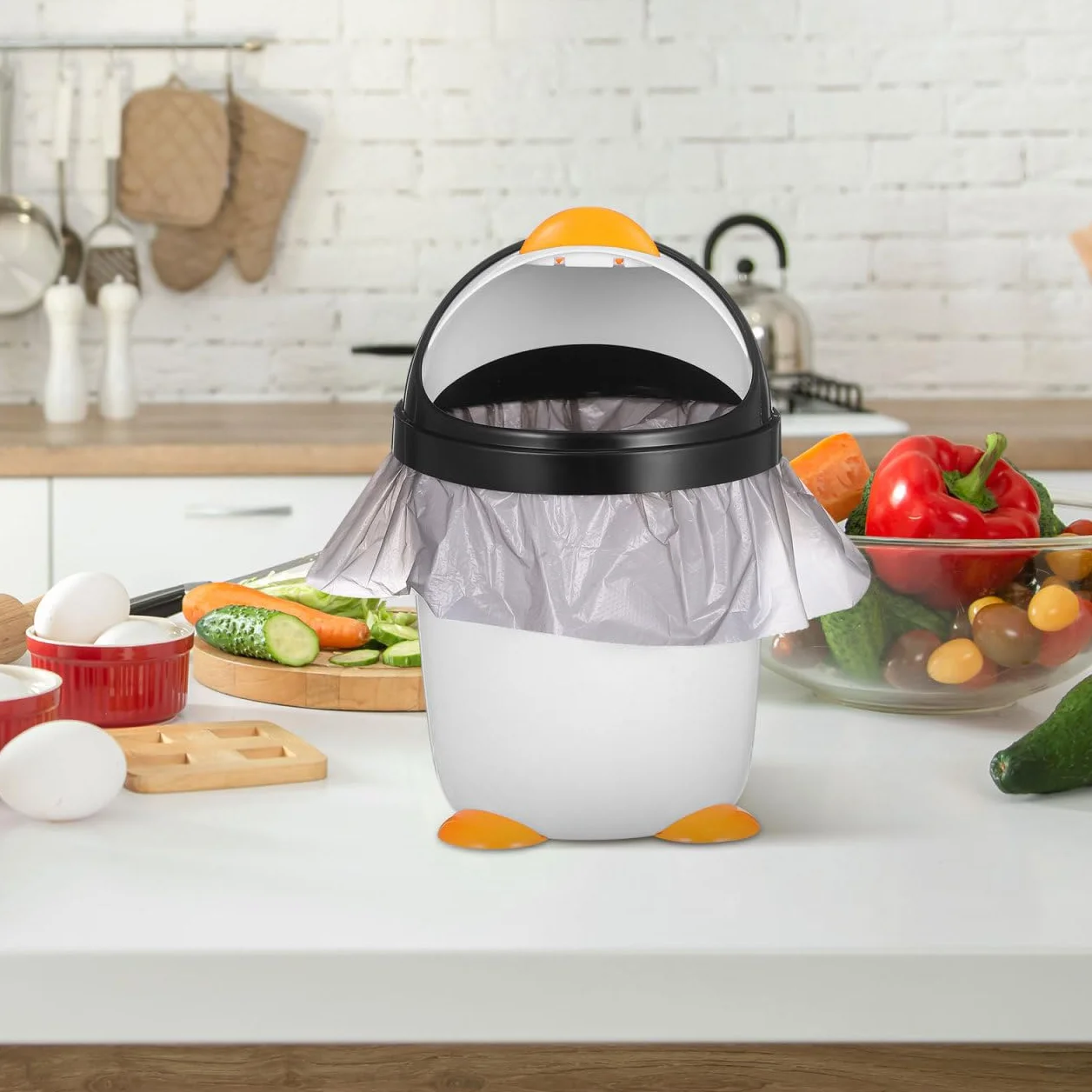 Angoily Pattumiera pinguino con coperchio in plastica, organizer per camera da letto, ufficio, auto, bagno, cameretta dei bambini, bancone