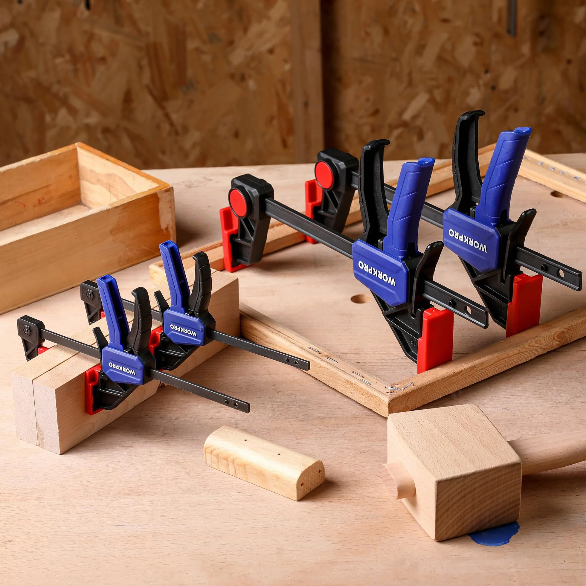 WORKPRO Set di Morsetti da Falegname a 4 Pezzi, Morsa Regolabile con Apertura 120/150 mm, Estensibilità 200/285 mm, Forza di Serraggio 23/68 kg, Realizzati in Acciaio e Nylon per una Fissaggio Preciso