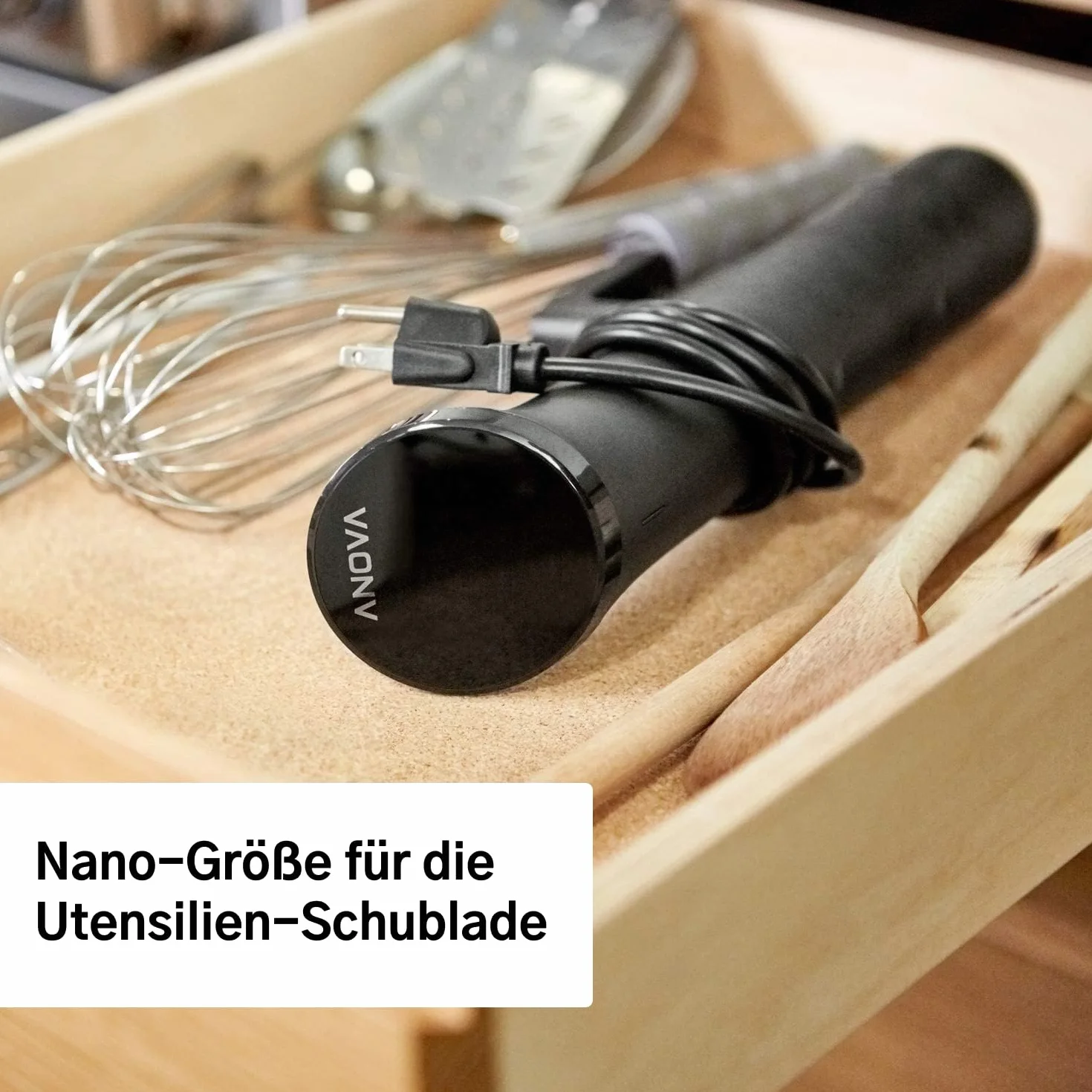 Anova Precision Cooker Nano 2.0, [AN400-EU00], WiFi, 100 Watt, Spina di tipo C per utilizzo in EU, Bluetooth, Piccolo, Nero
