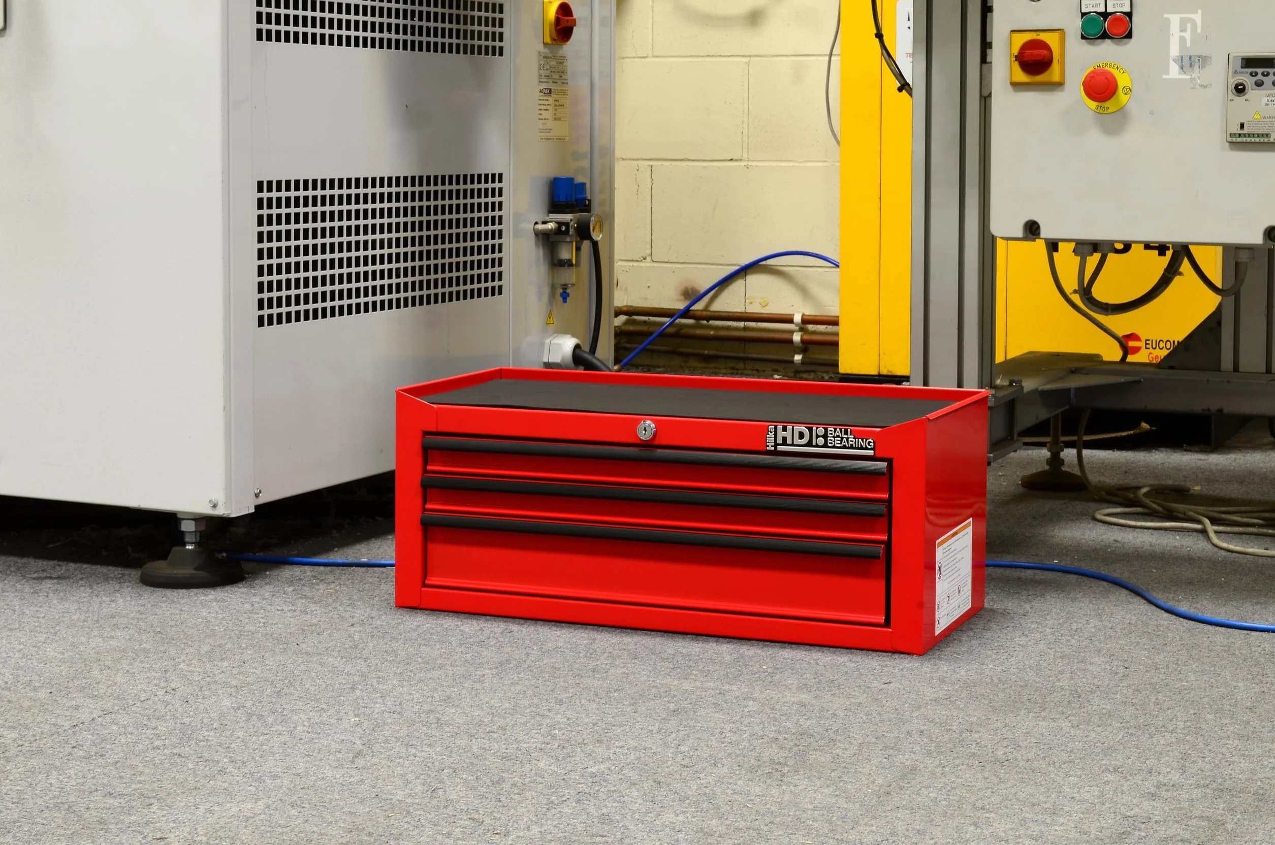 Hilka G301C3BBS - Cassettiera per attrezzi a 3 cassetti, resistente