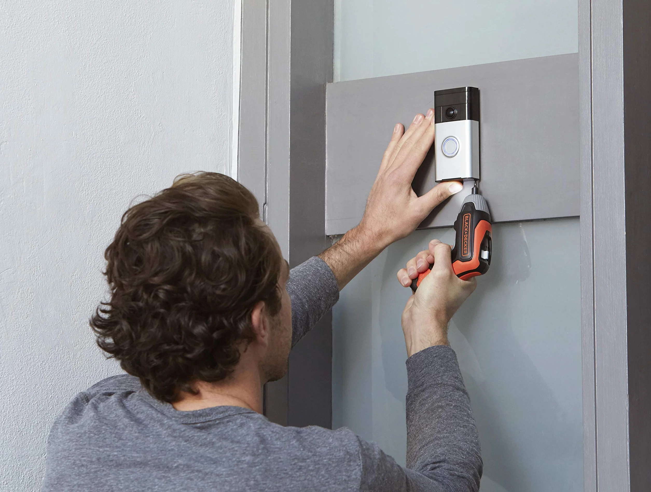 BLACK+DECKER Svitavvita a Batteria. BCF611CK-QW