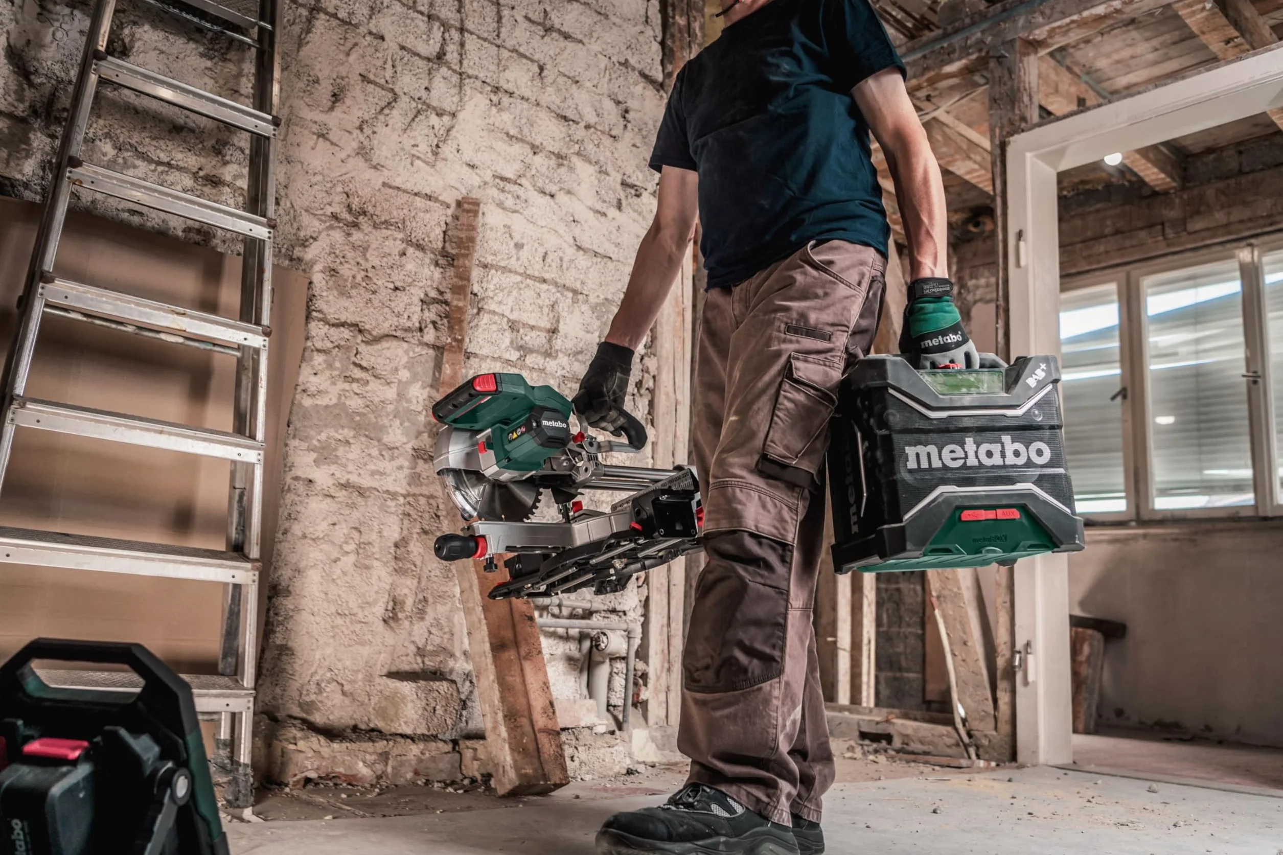 Metabo Radio da cantiere RC 12-18 32 W BT DAB+, 18 V, con Bluetooth e AUX, classe di protezione IP 54, radio 600779850