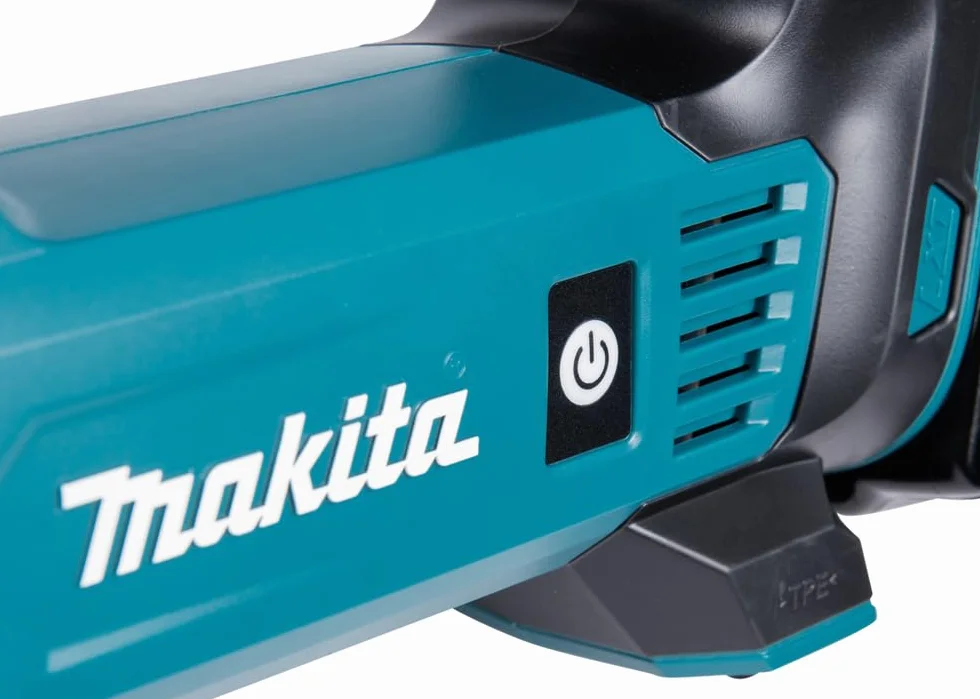 Makita COMPRESSORE ARIA PORTATILE 18V 0.83MP+LED+AUTOSTOP, nero