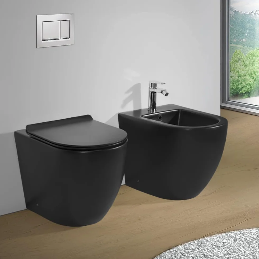 Sanitari Filomuro in Ceramica Nero Opaco con Copriwc Soft Close e Scarico a Tornado – Set WC e Bidet Linea Tokyo Design Moderno