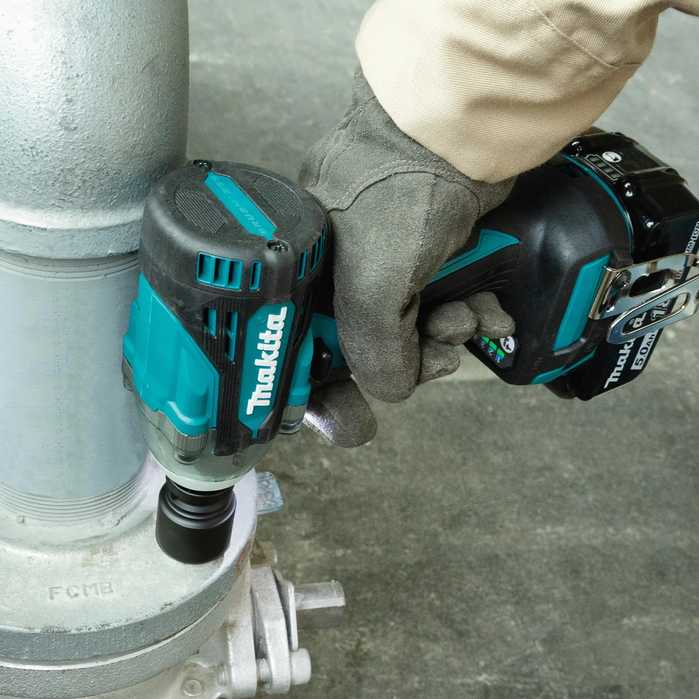 Makita DTW300Z Cordless Impact Wrench 18V