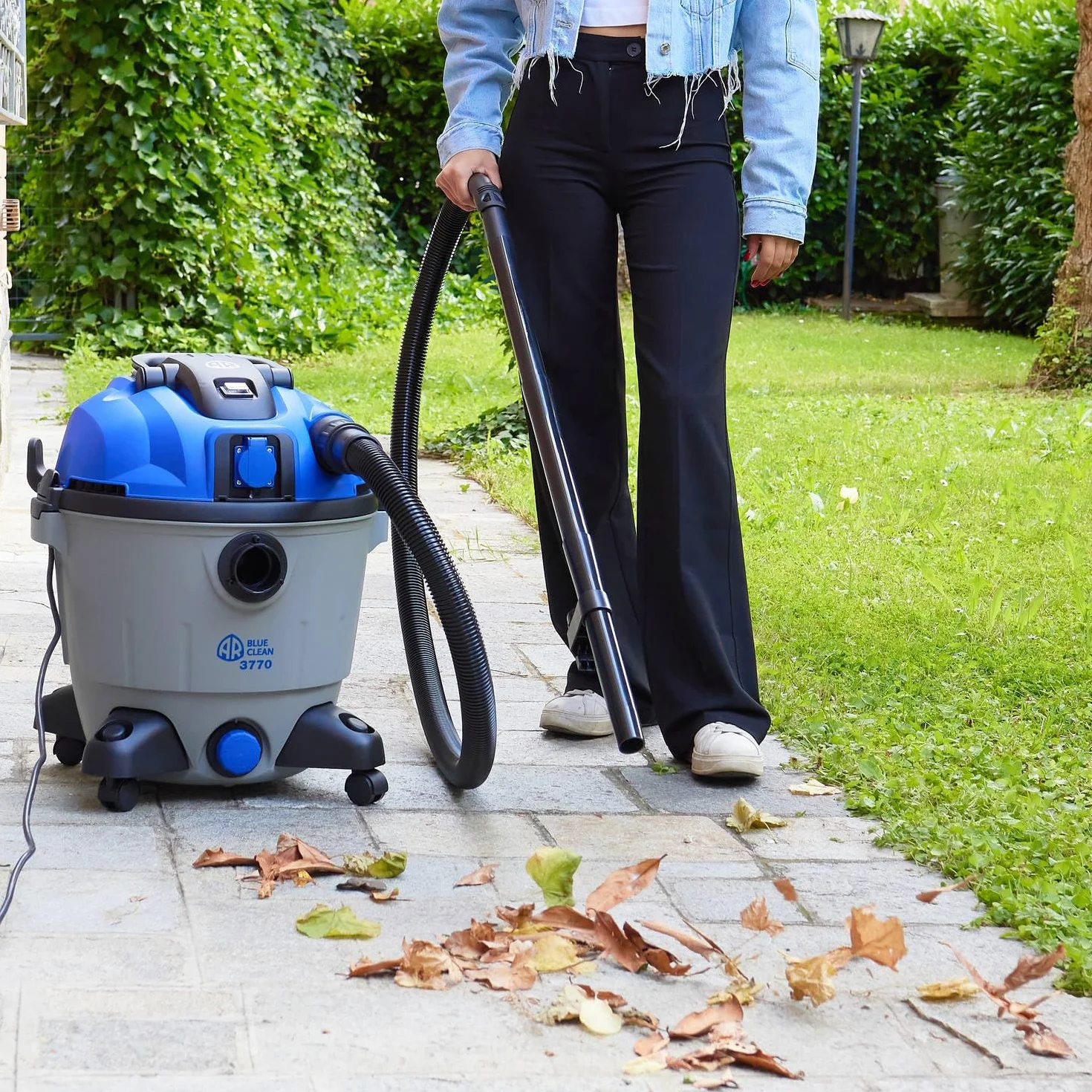 AR Blue Clean Aspiratore Solidi e Liquidi 3770 (1600 W, 35 l)