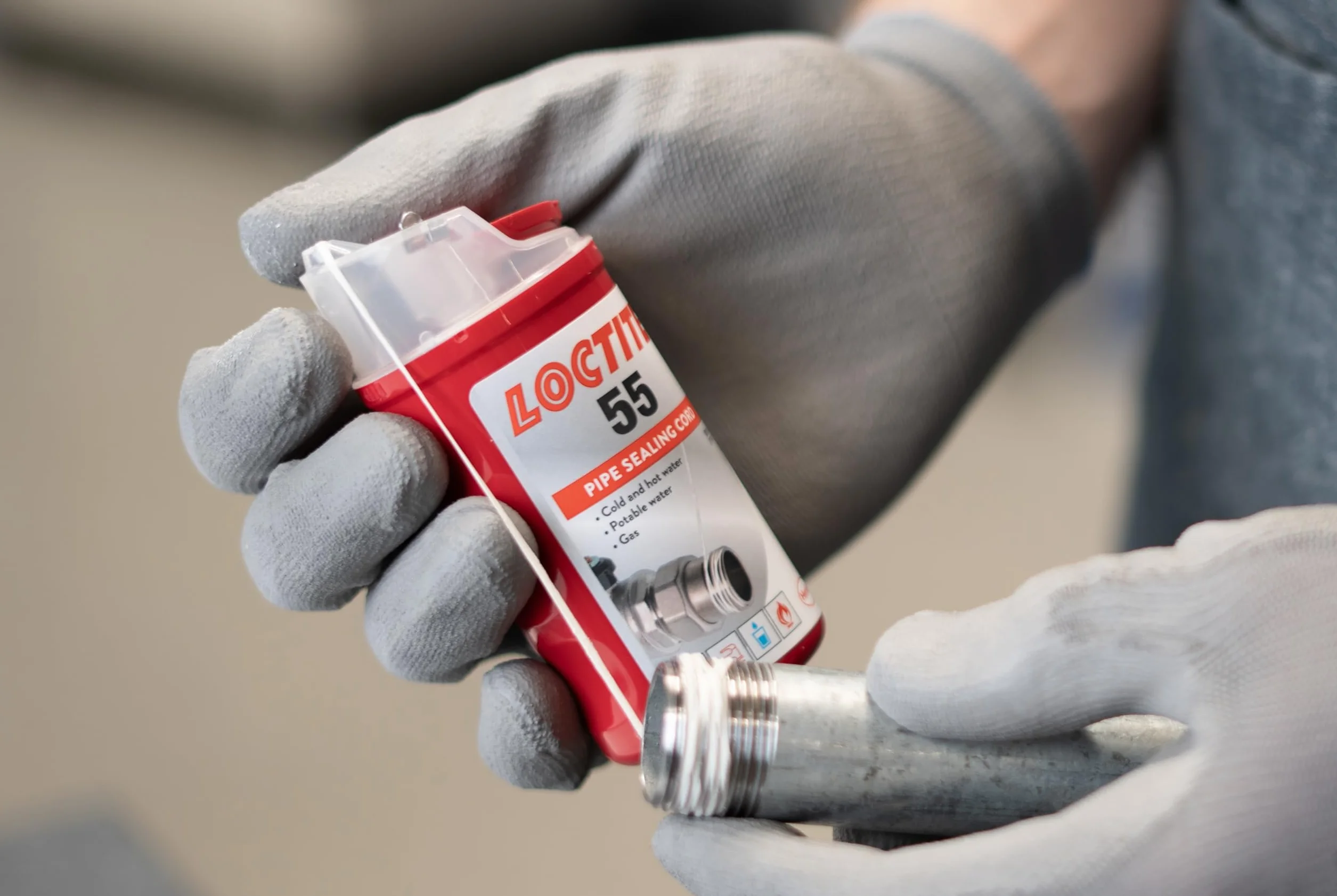 LOCTITE 55, filo di tenuta per una rapida tenuta, guarnizione filettata per filettature e connettori, per filettatura in metallo e plastica, 1 x 160 m
