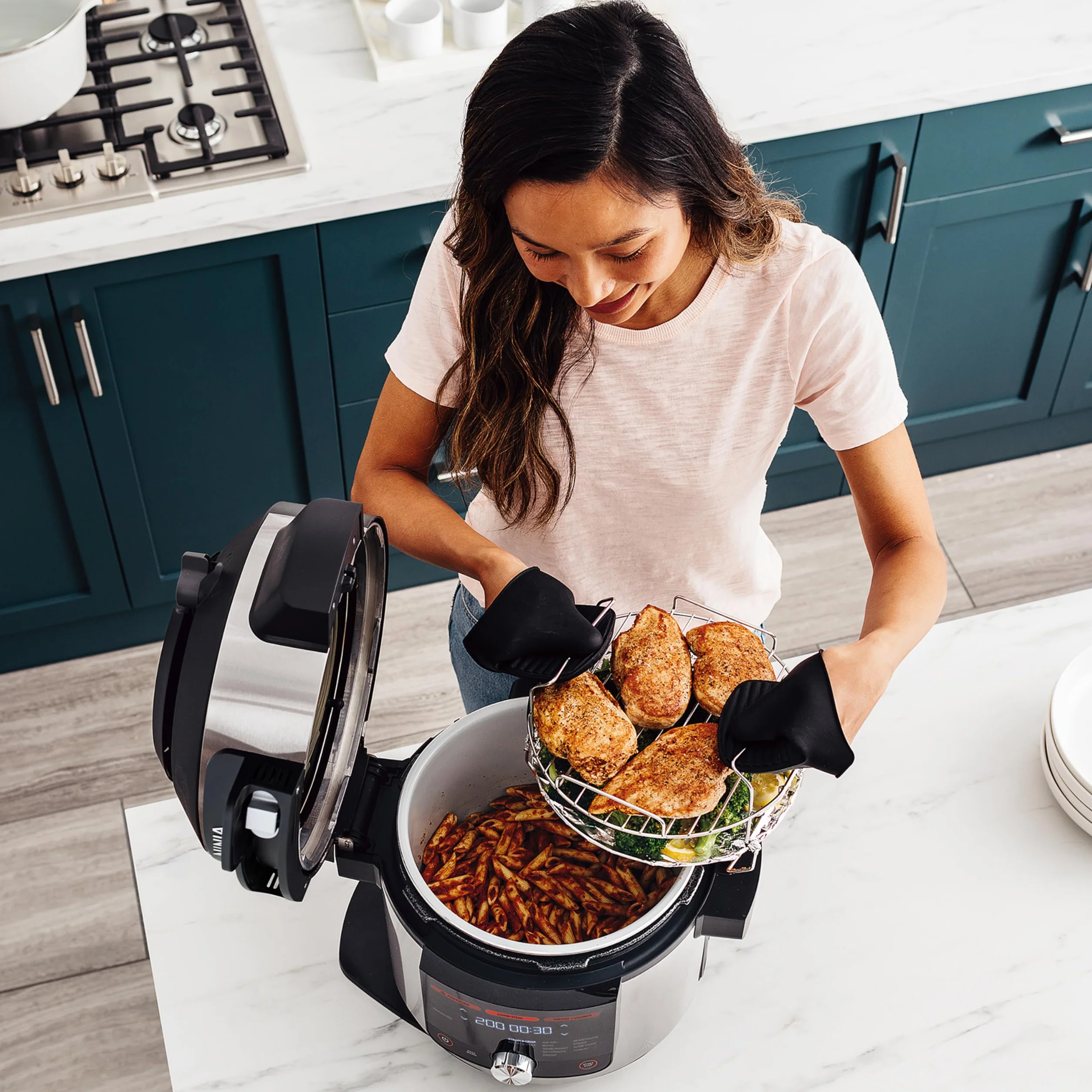 Ninja Foodi MAX Multicooker con Coperchio SmartLid e Sonda Digitale, 14 Funzioni, Cottura Intelligente, 7.5L, Pentola a Pressione, Friggitrice ad Aria, Cottura a Vapore, Griglia, Acciaio, OL750EU