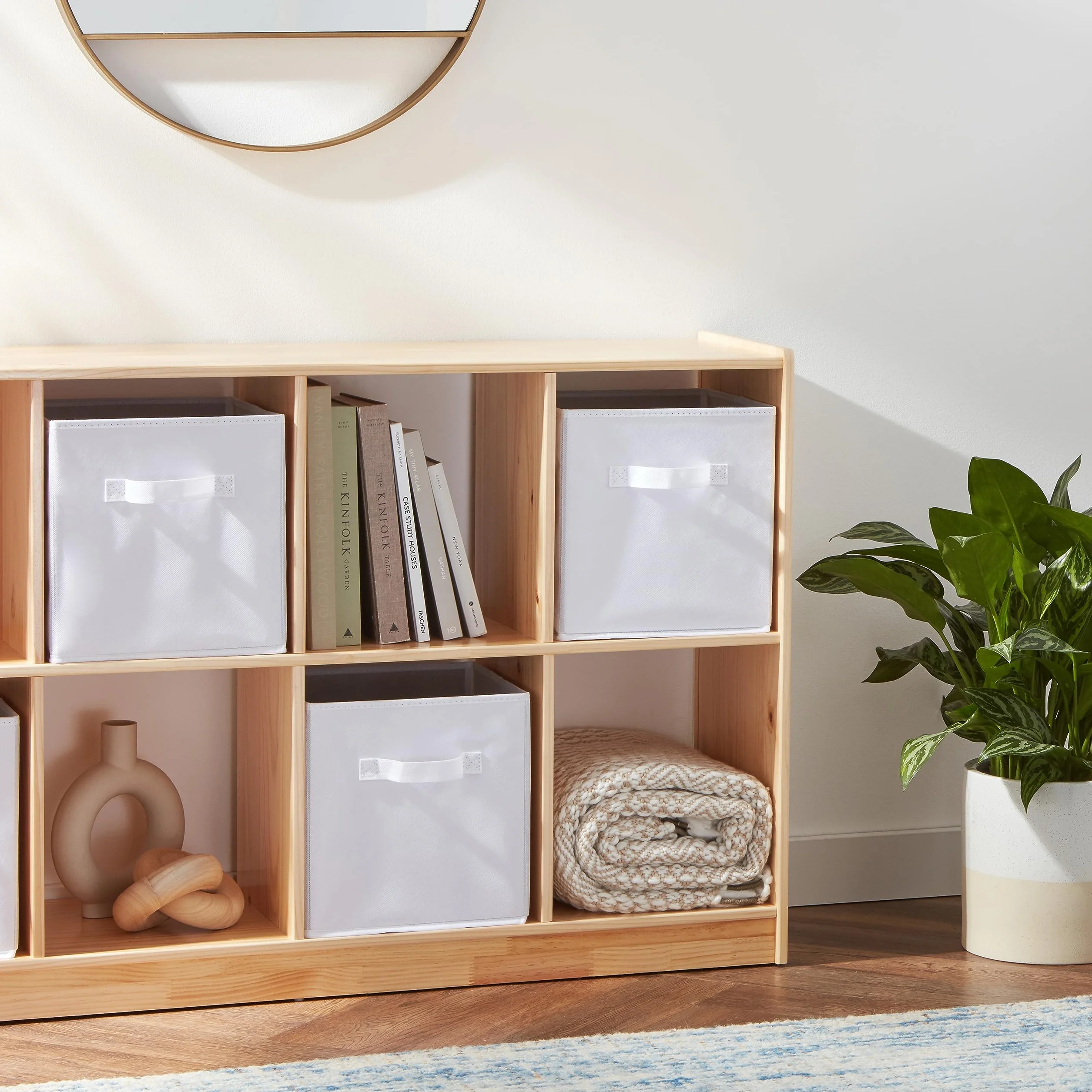 Amazon Basics Confezione da 6 cubi portaoggetti pieghevoli in tessuto, 33x33x33 cm, Bianco