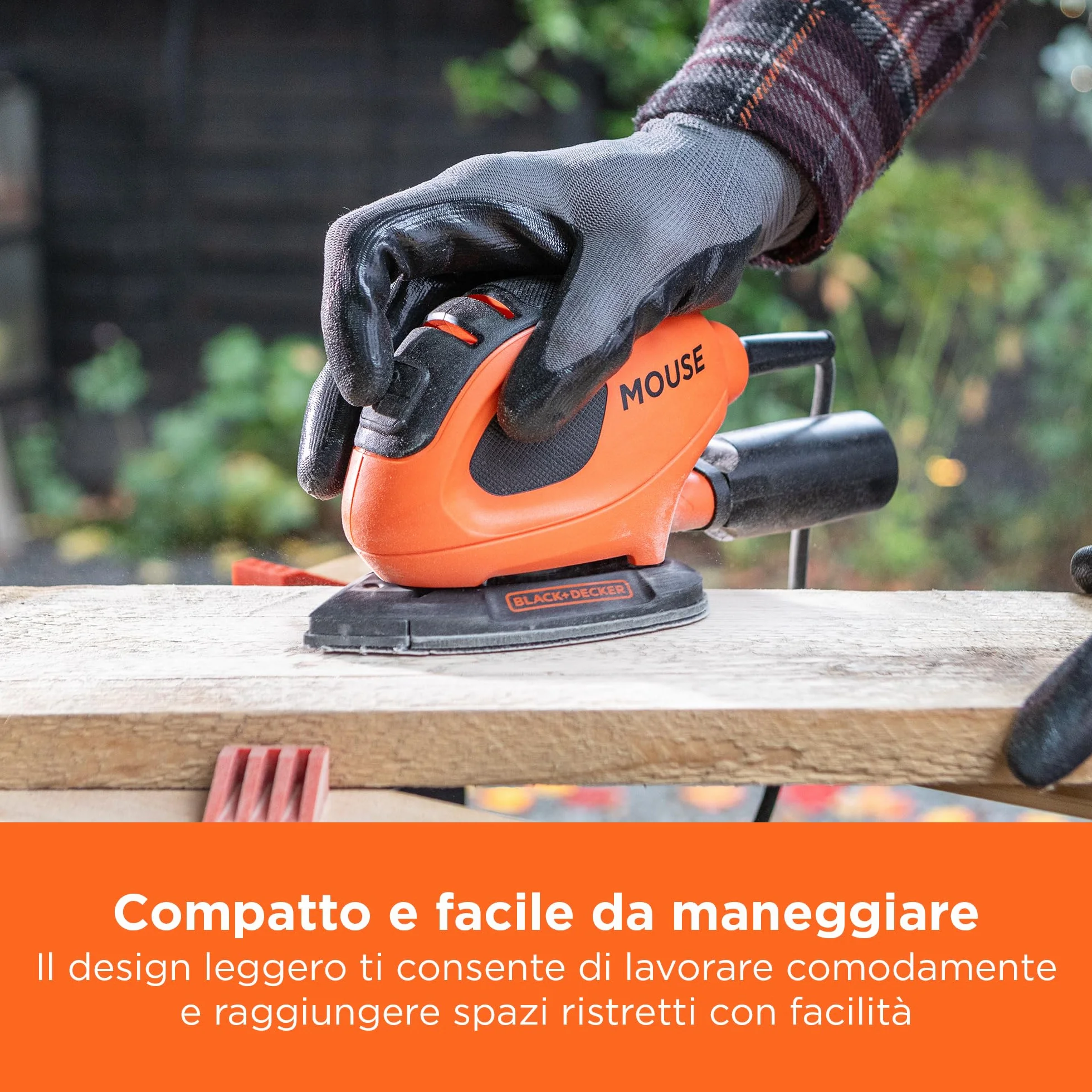 BLACK+DECKER BEW230BCA-QS Levigatrice compatta 55W con 10 accessori e borsa trasporto