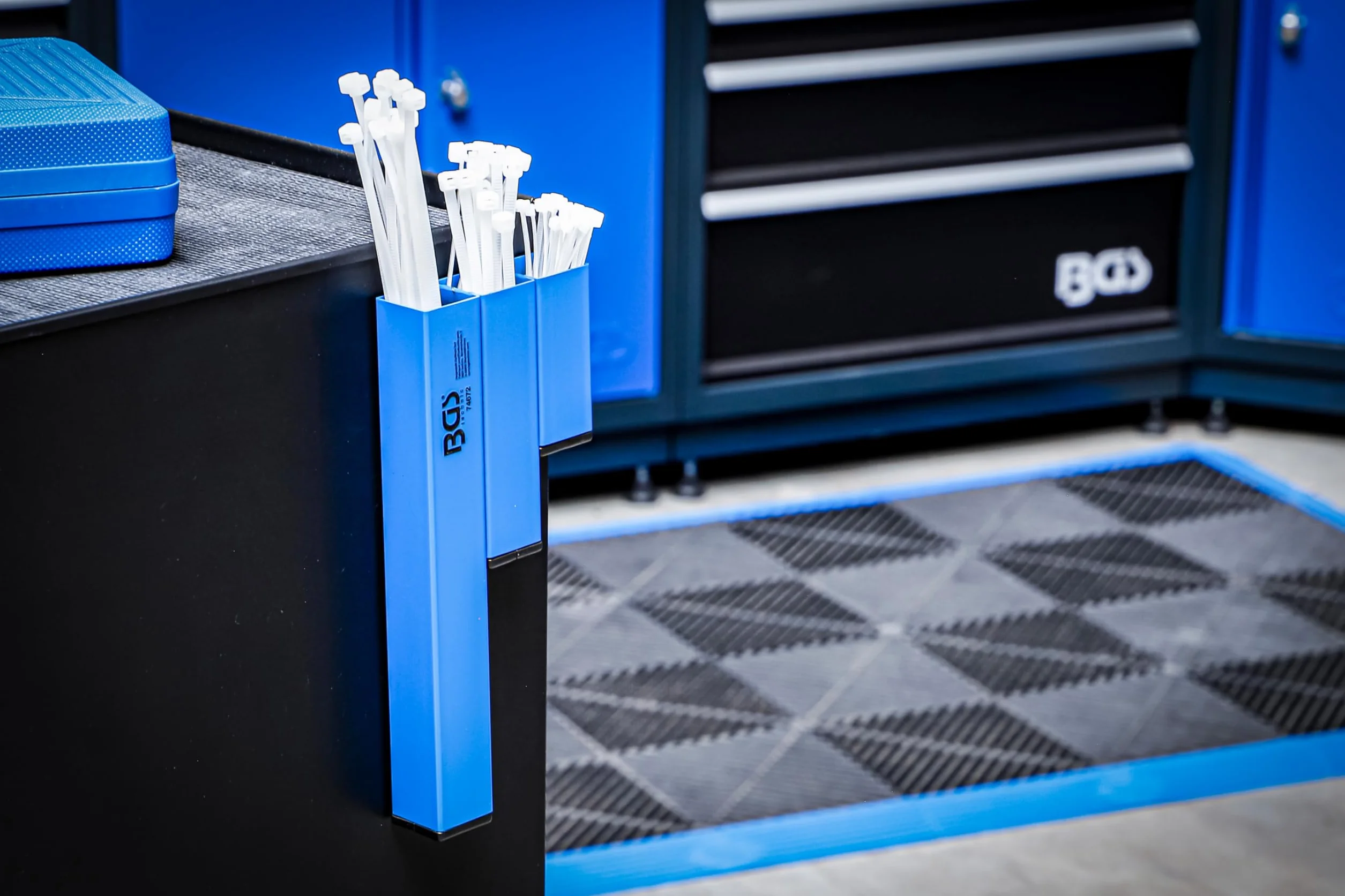 BGS 74672 Supporto magnetico per fascette