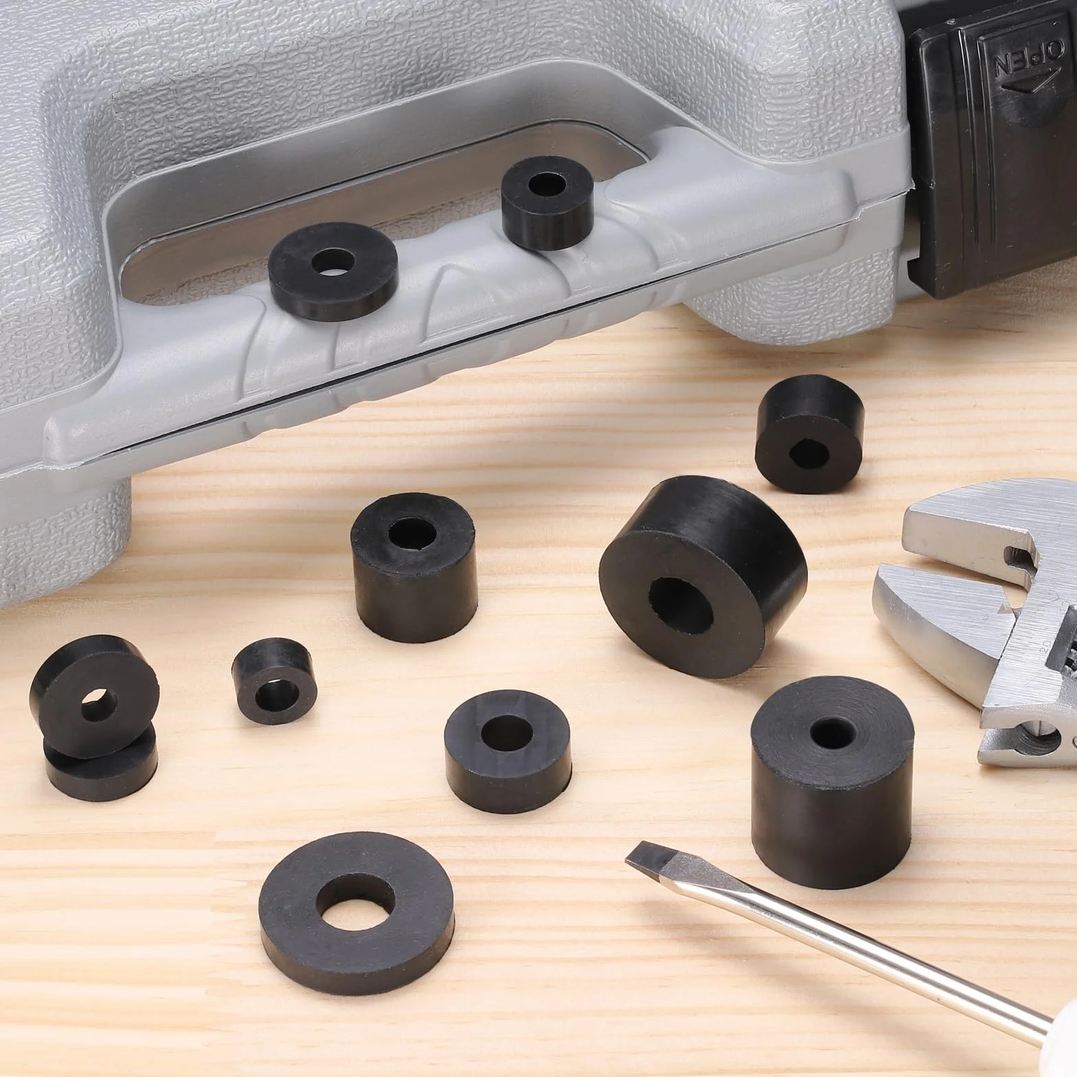 QUARKZMAN 60 Pz Distanziatore Rotondo Gomma, 12x3x8 mm (OD*ID*Spessore) Anello Rotondo Antivibrante Boccola In Gomma - Versatile per Edilizia, Automotive, Nautico e Elettrodomestici