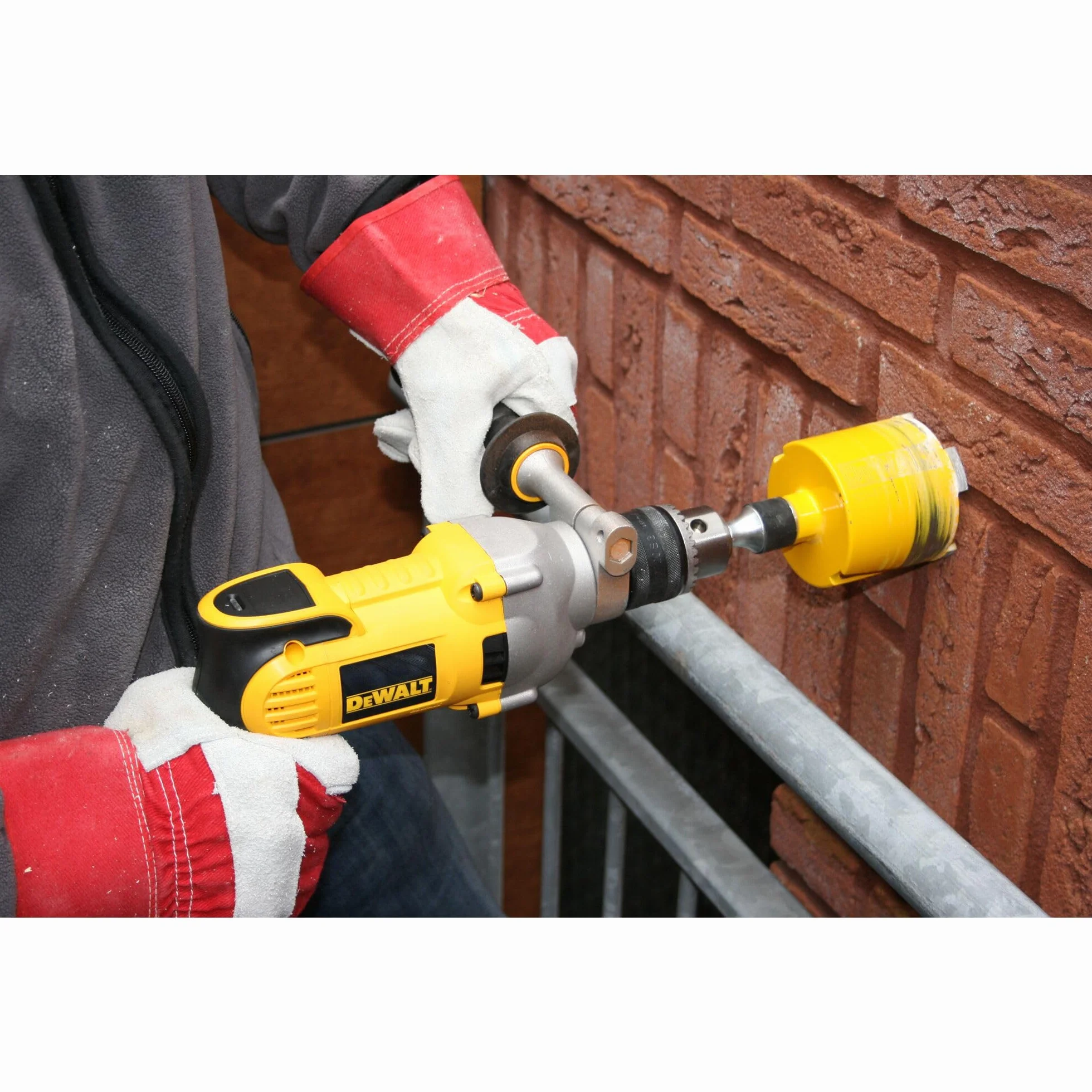DEWALT trapano percussione 1300W D21570K-QS mandrino autoserrante