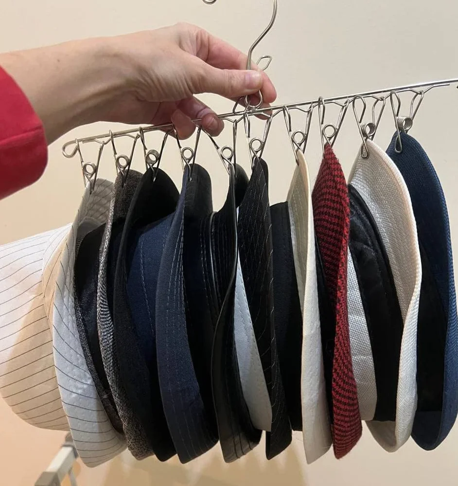 2 Pezzi Porta Cappelli da Armadio, Porta Cappellino da Baseball, Salvaspazio Cappelliera per Armadio Berretto Organizer Hanger Senza Installazione