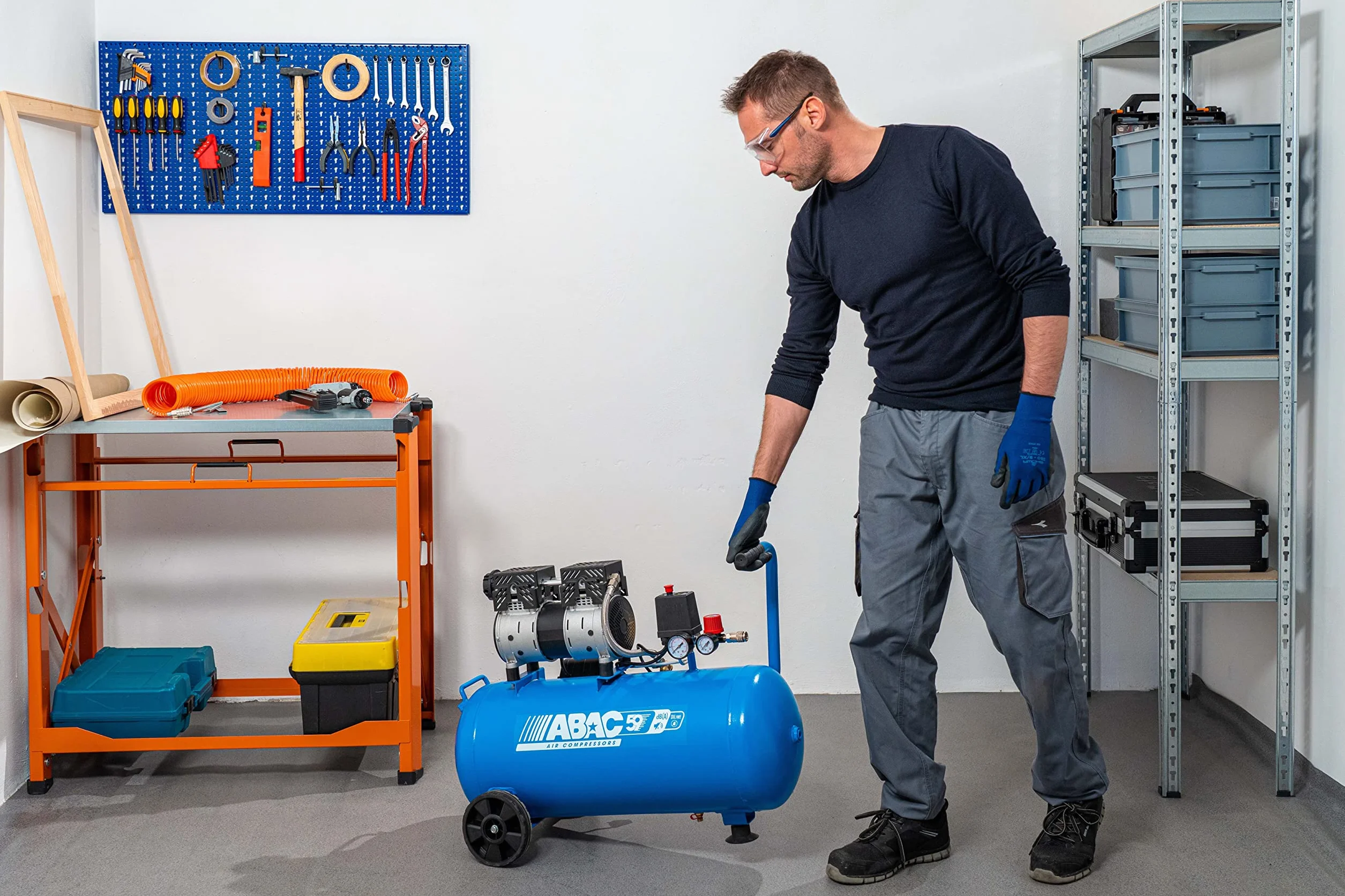 ABAC Compressore d'Aria Silenzioso EASE-AIR 50, Compressore Aria Oil-Free, Pressione Massima 8 Bar, Potenza 1 Hp, Serbatoio 50 Litri, Rumorosità 59 dB