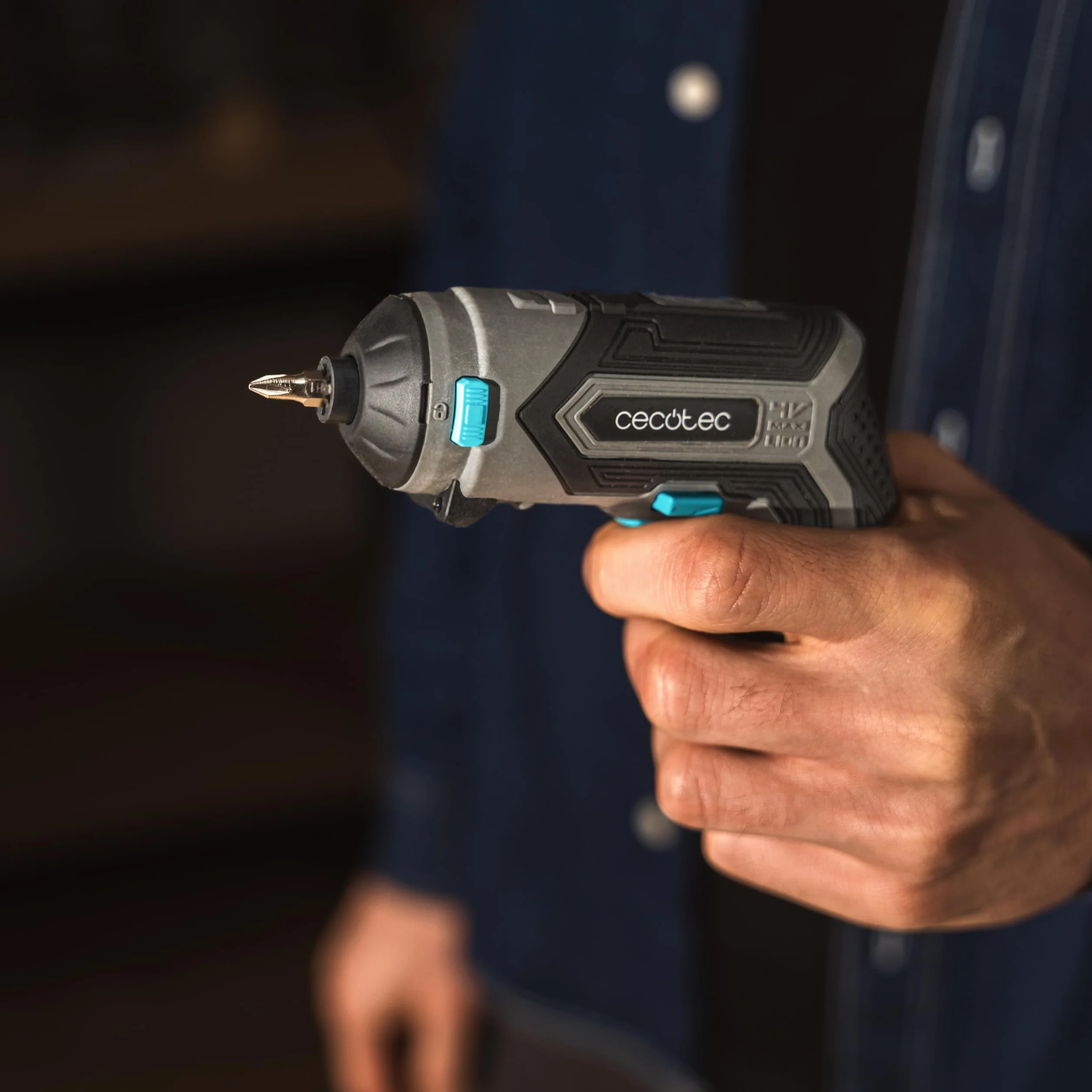 Cecotec Avvitatore Elettrico a Batteria con Accessorio Angolo 90º PowerGyro 3500 Angle Set. Batteria da 4 V e 1.500 mAh, Mandrino per Punte Esagonali da 6,35 mm, Include Valigetta e Accessori