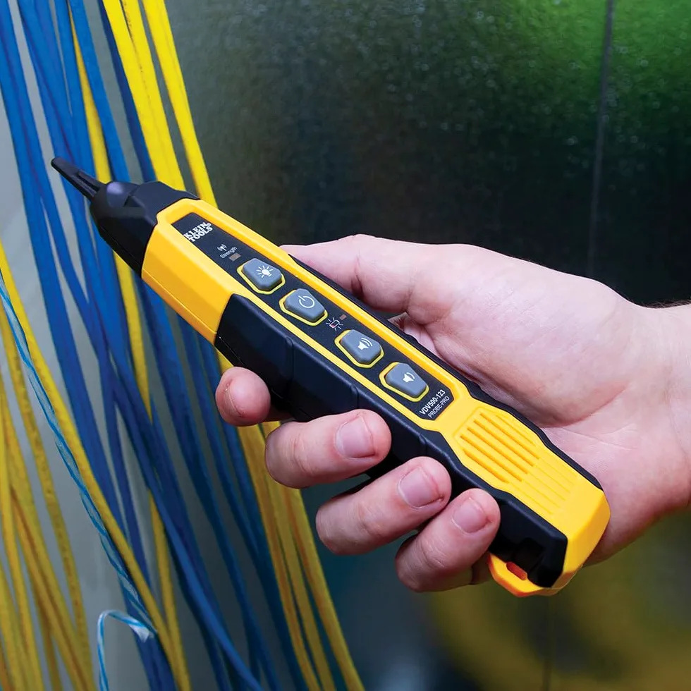 Klein Tools VDV500-123 | Sonda Di Tracciamento Probe PRO | Traccia Fili Non Attivi | Illuminazione Integrata | Jack Cuffie 3,5 Mm