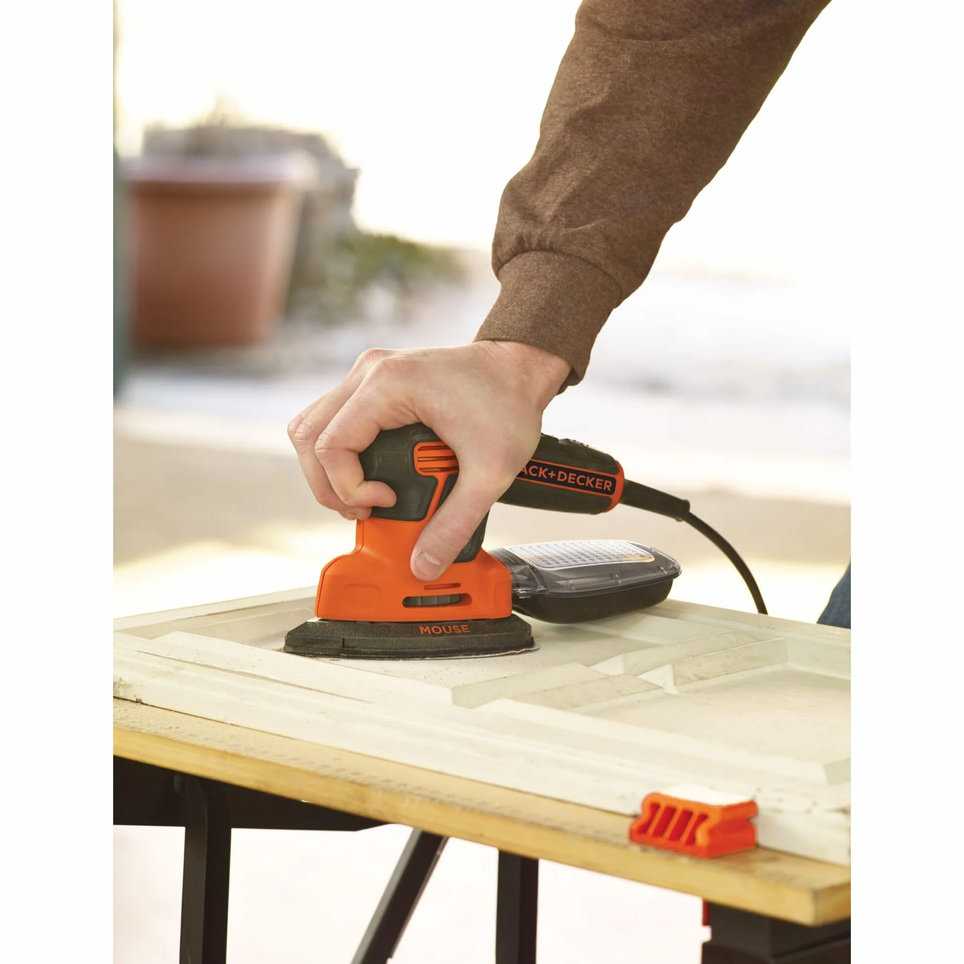BLACK+DECKER KA2500K Levigatrice Multifunzione Mouse, 120 W, 14.000 Giri/Min