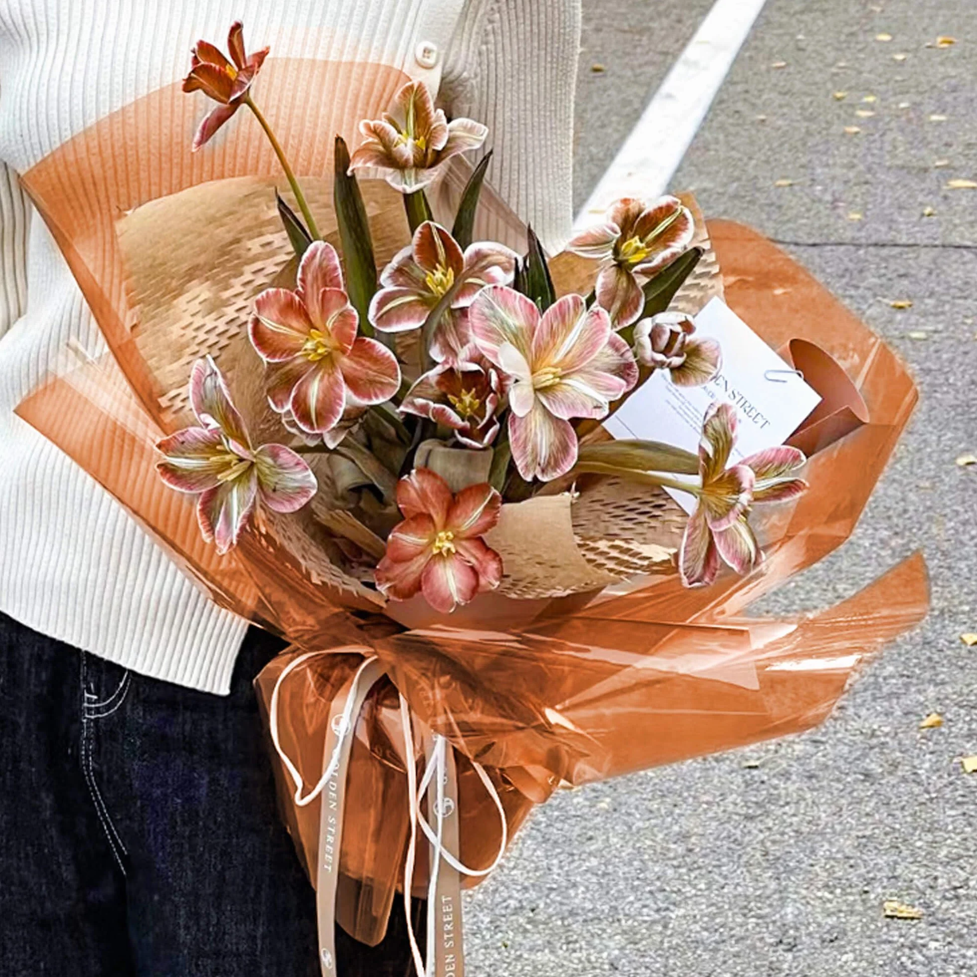 Rotolo di Cellophane Arancione (30 m x 44,5 cm) - Spessore 2,5 mm, Carta Trasparente per Regali e Decorazione Cesti di Fiori