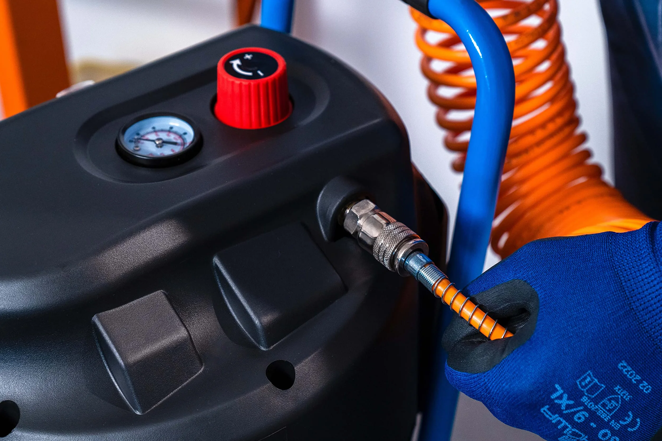ABAC Compressore d'Aria Verticale EASE-AIR 50V, Compressore Aria Oil-Free, Pressione Massima 10 Bar, Potenza 2 Hp, Serbatoio 50 Litri, Rumorosità 97 dB (A)