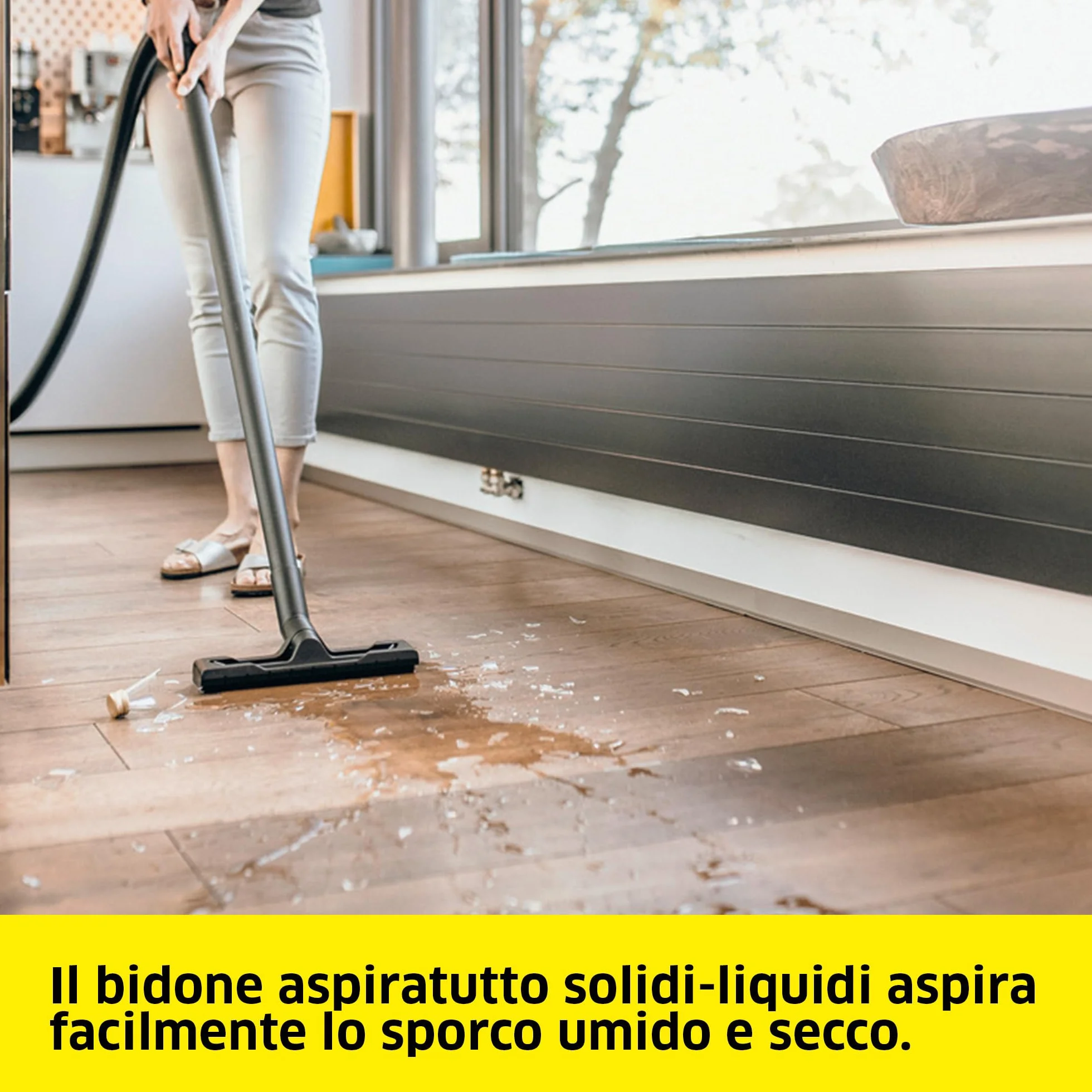 KÄRCHER aspiratore solidi liquidi WD 3 V-17/4/20, funzione soffiante, 1000 W, contenitore in plastica 17 l, tubo 2 m, con filtro a cartuccia, filtro in vello, bocchette per pavimenti e fessure
