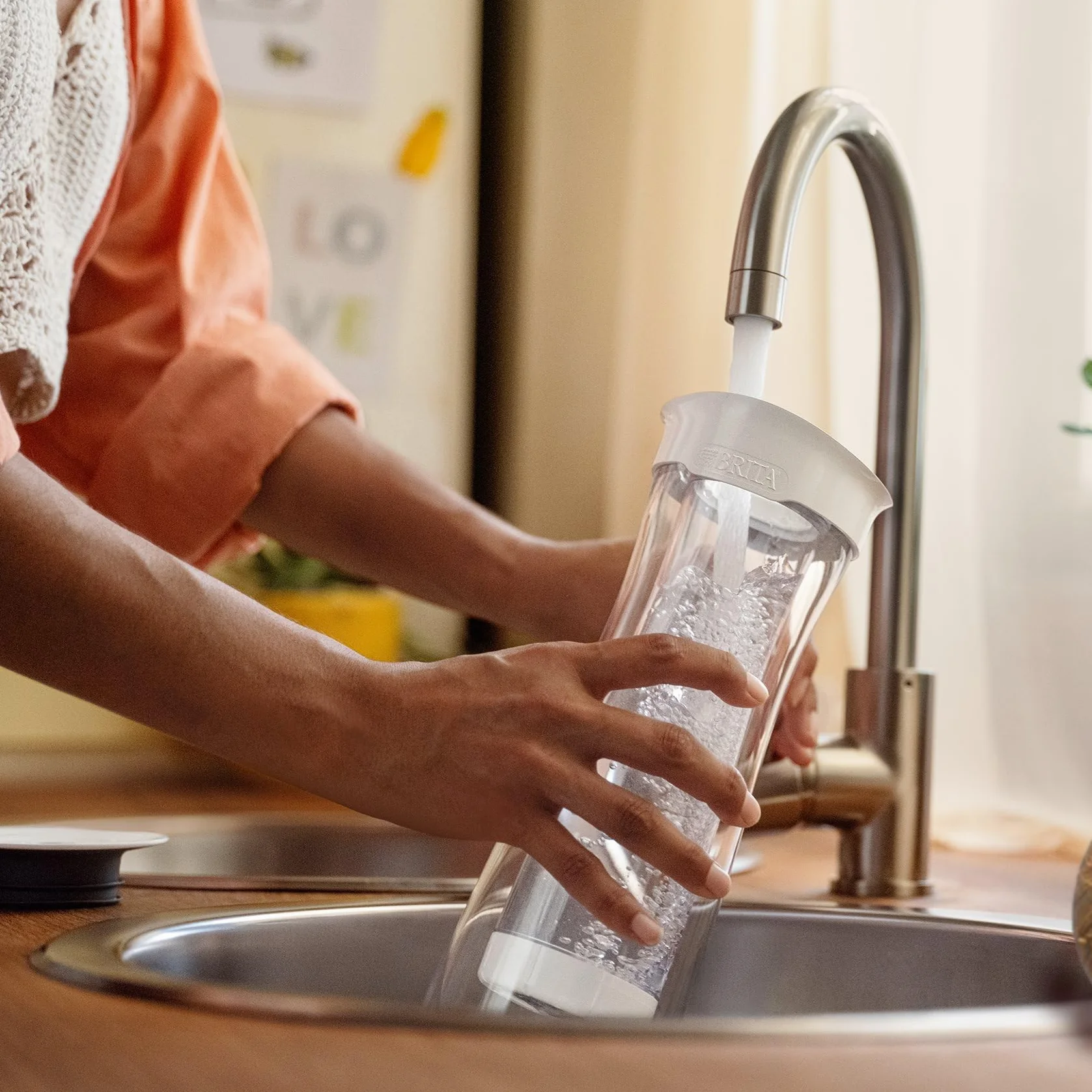 BRITA Bottiglia filtrante 1,3L MicroDisc riduce PFAS cloro microparticelle