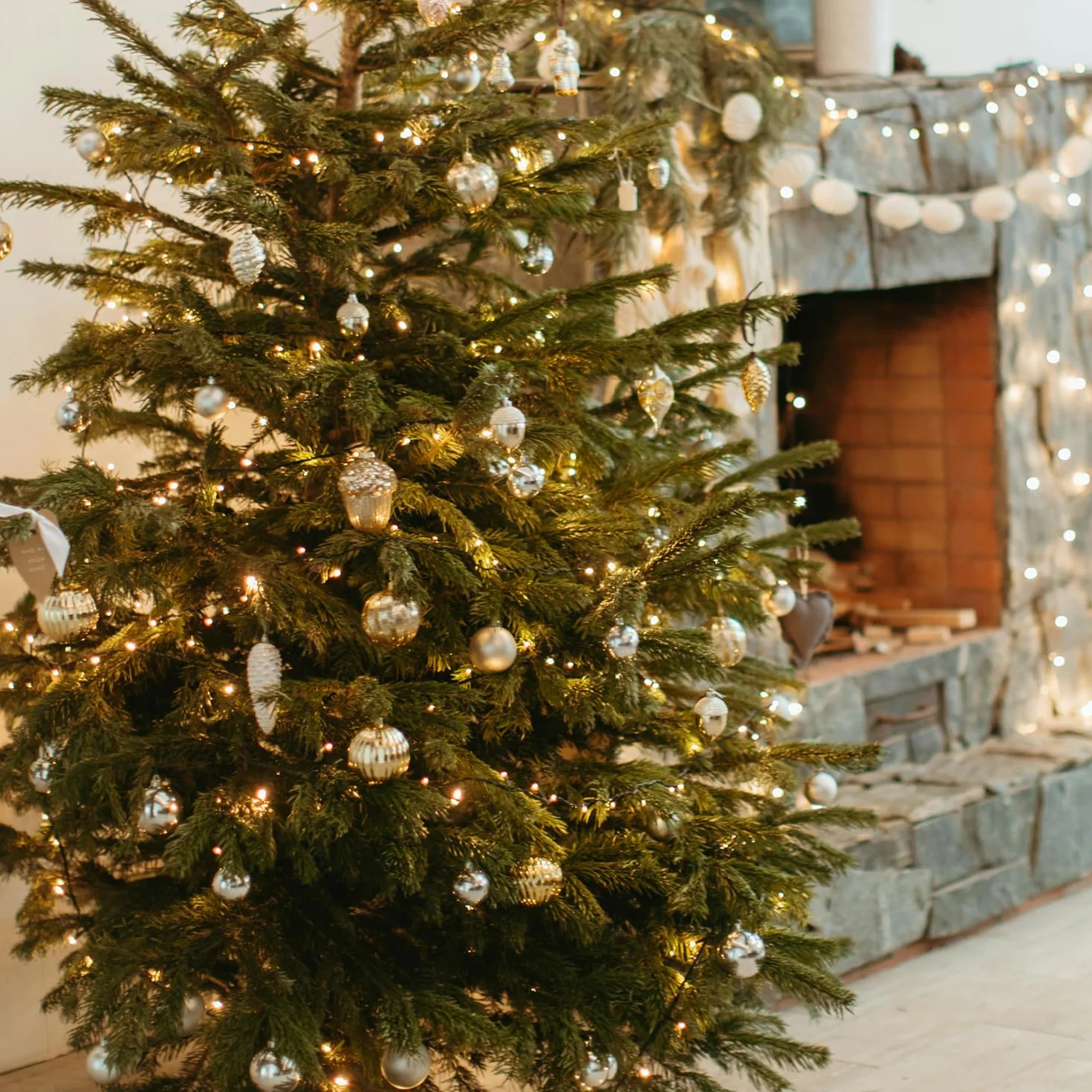 COM-FOUR® 150x Ganci per decorazioni albero di Natale - Ganci doppi per decorazioni albero di Natale - Perfetto per ciondoli decorativi