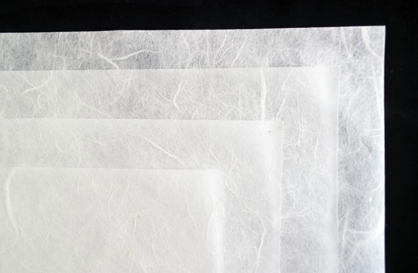 Fogli di carta di gelso bianco per origami, design artigianale, tessuti per washi, per la creazione di biglietti e decoupage su vetro (21,6 x 27,9 cm) (25 fogli)