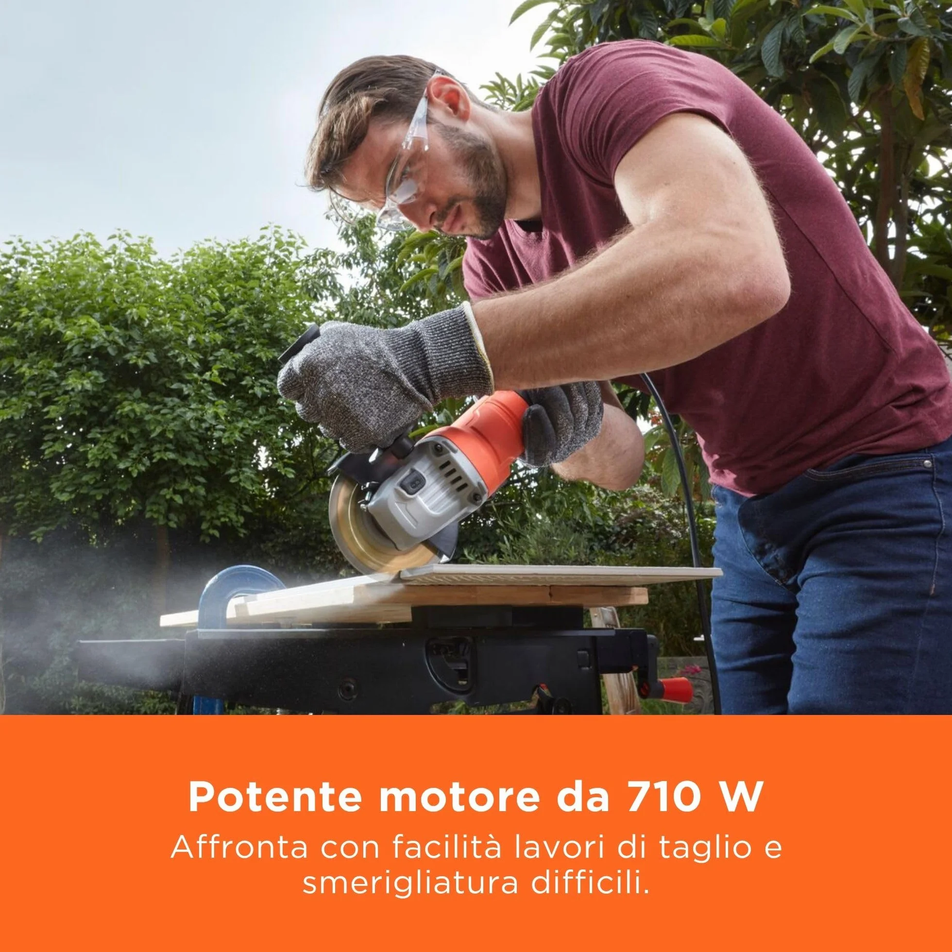 BLACK+DECKER Smerigliatrice angolare a filo da 710W, 15 mm, BEG010-QS