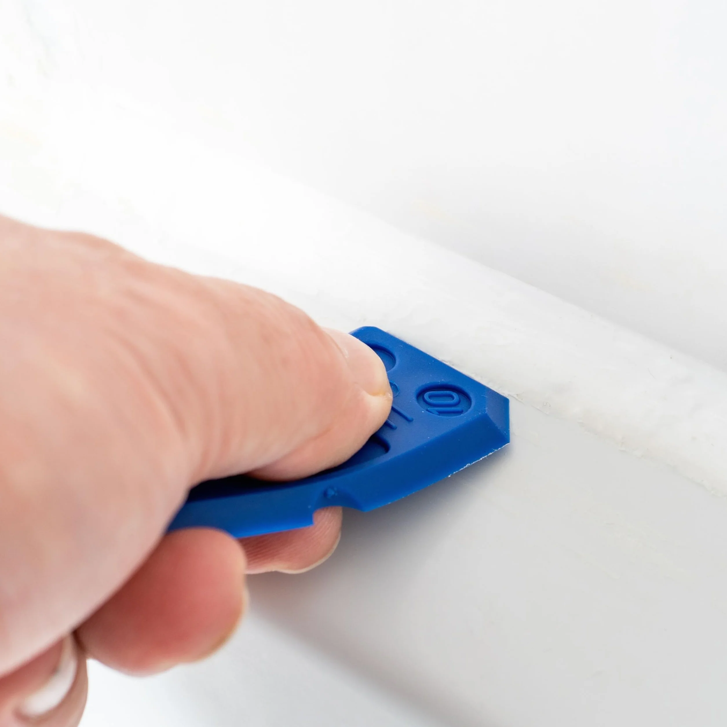 Utensili per rifinire giunti in silicone con istruzioni, Set di 5, attrezzo per silicone sigillante di diverse forme e dimensioni, spatola flexible per sigillare fughe e giunti di cucina e bagno