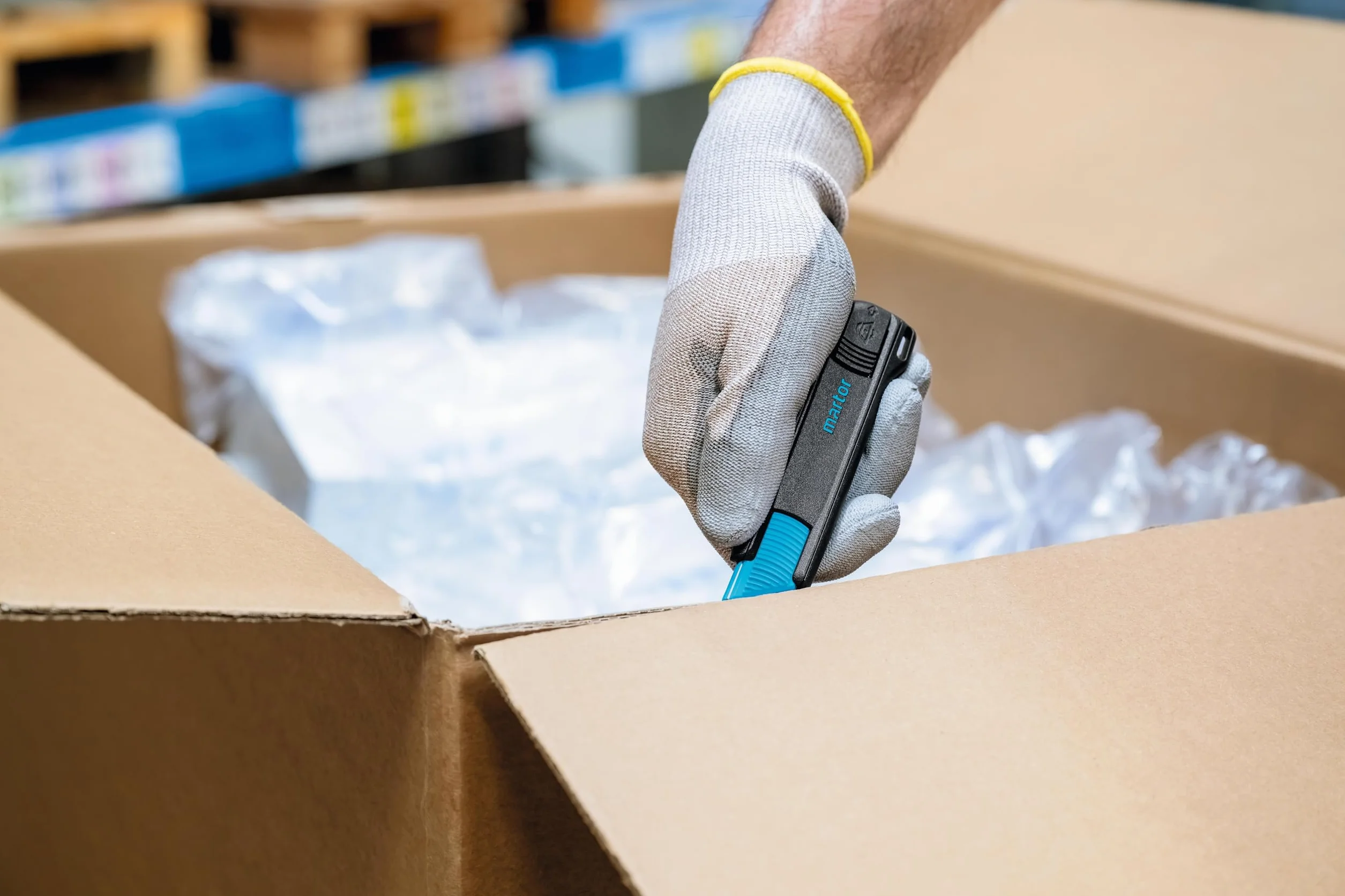 MARTOR Coltello di sicurezza con retrazione della lama, SECUNORM 175, coltello professionale per Cutter, Coltello per cartone, piccolo, in plastica, Per mancini e destrorsi