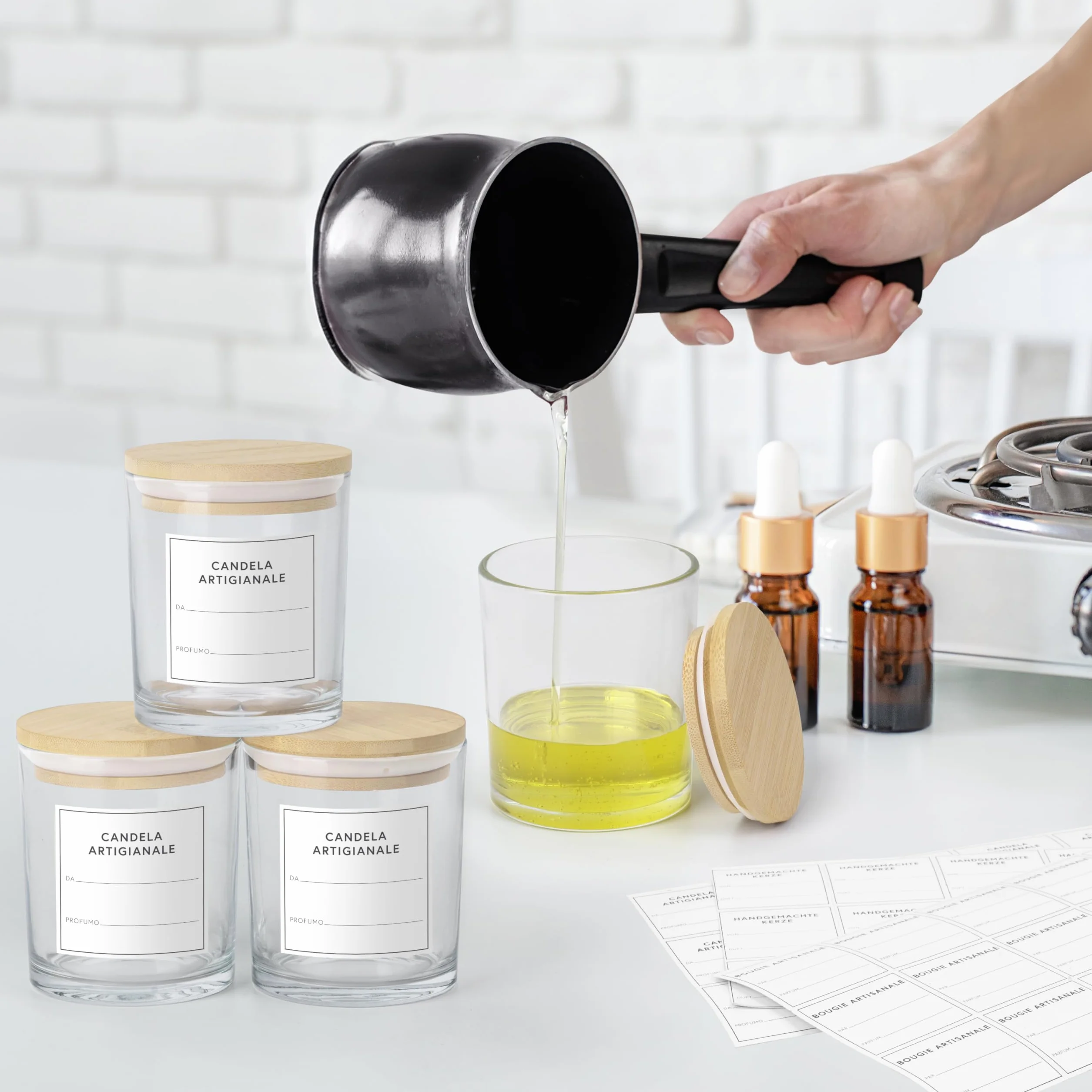 Winter Shore Barattolo di Vetro da 300 ml con Coperchio di Bambù (16 Pezzi) - Kit per Candele, Barattoli di Vetro Premium, Stoppini ed Etichette - Contenitori per Empty Candle