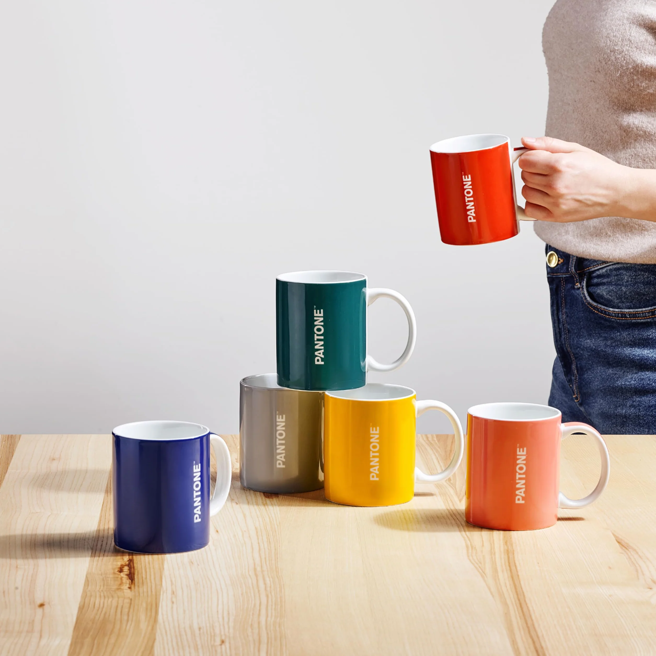 Tazza Colazione Personalizzata Pantone in Porcellana 350ml