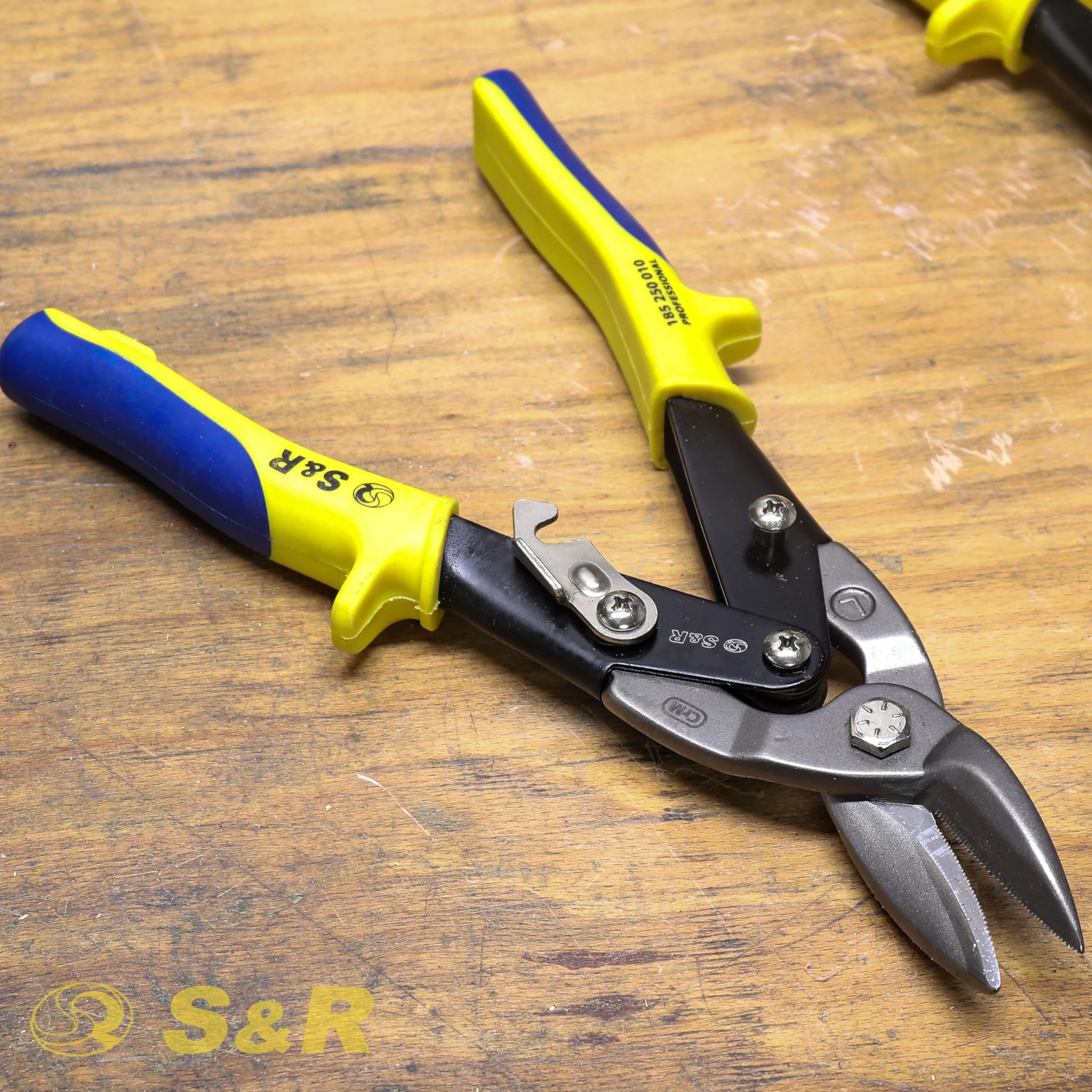S&R Cesoie per Lamiera Professionali 250 mm, Forbici per Lamiera, Cesoie per Cartongesso - TAGLIO A SINISTRA - Lame Lunghe 35 mm CrMo per Lamiera, Metalli, Rame, Allumino e Profili di Acciaio.
