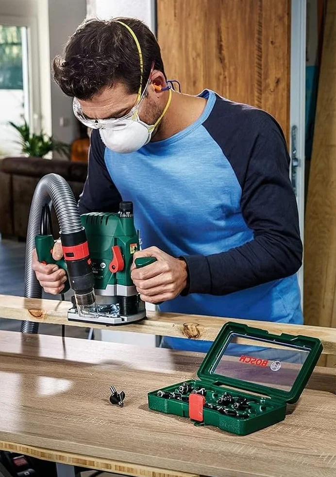 Bosch Set Da 15 Pezzi Di Frese In Metallo Duro, Per Legno, 45 X 40 X 25 Cm, Verde