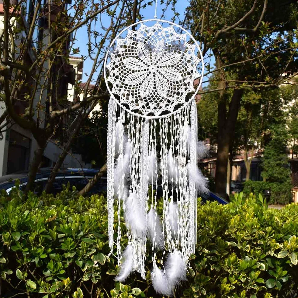 Acchiappasogni grande in macramè con piume bianche, cerchio 30 cm, lunghezza 80 cm, bianco