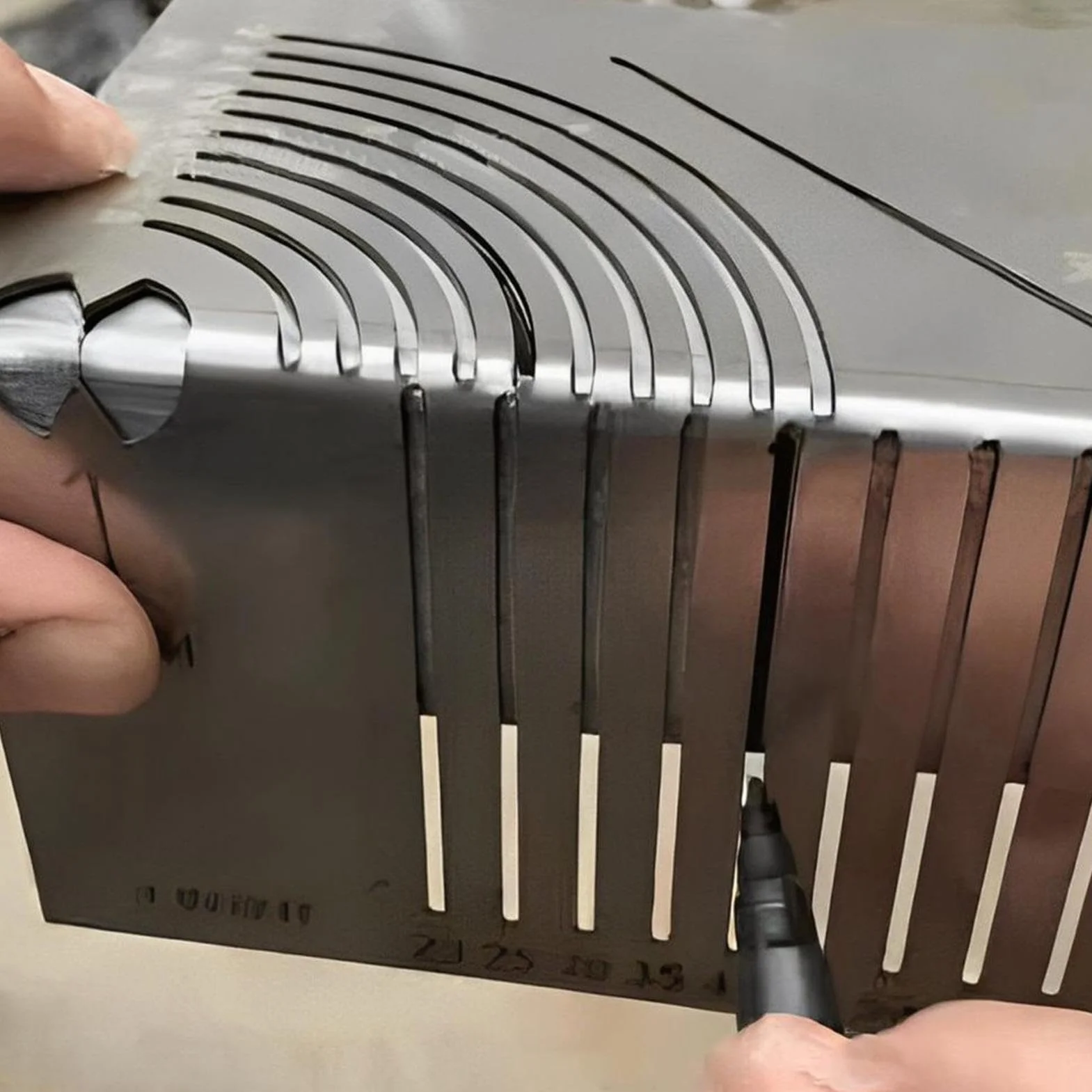 Square Tube Bending, Arc Scriber Tool, Metal Scriber Tool, Tube Marking Tool, Multi-Functional Scribe for Square Tube Bend Marking, Ideal for Craftsmen and Engineers Bending and Metal Marking