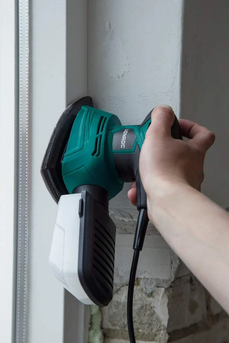 VONROC Levigatrice triangolare multifunzione 130W con contenitore polvere e 6 fogli abrasivi