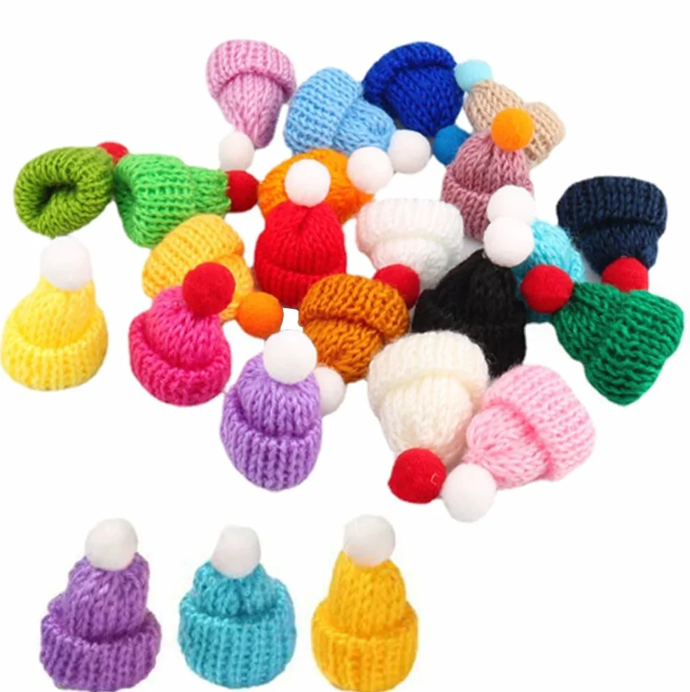 50 Pezzi Mini Cappelli Lavorati a Maglia, Cappelli da Babbo Natale, Cappello Piatto da Vino, Piccolo Cappello di Peluche, Cappello da Bambola per Decorazione,Artigianali DIY