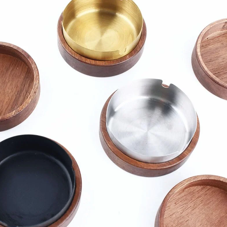 Posacenere antivento in legno con coperchio antiodore Nero