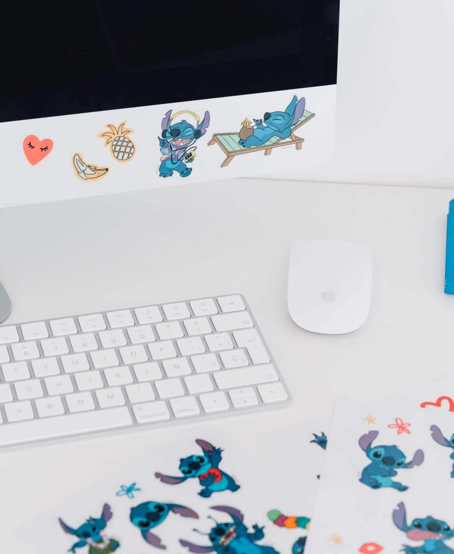 Grupo Erik: Stickers Disney Stitch - Pack di 57 Adesivi Riutilizzabili e Resistenti all'Acqua, Ottimi Come Decorazioni per PC Portatile, Personalizzati o Disney
