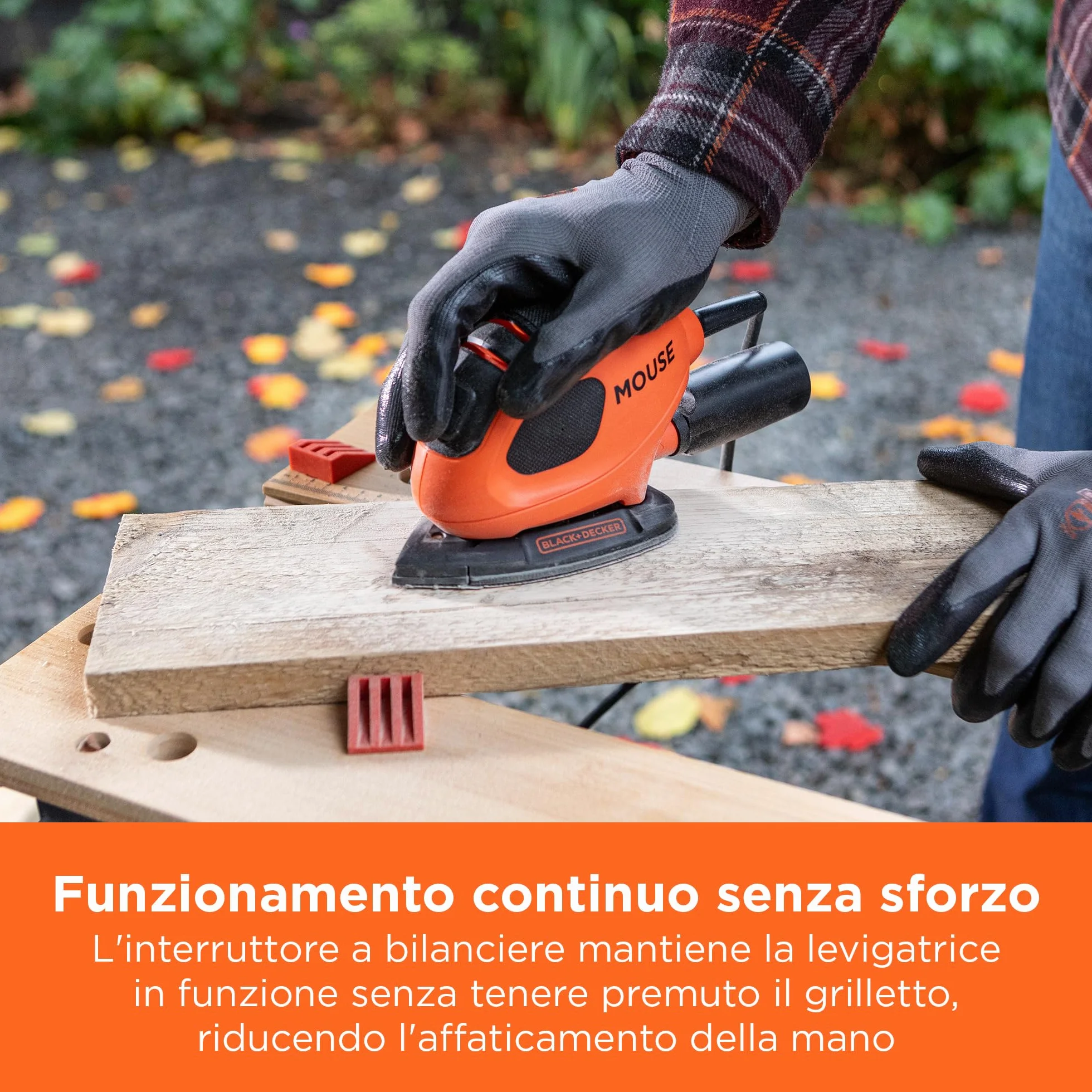 BLACK+DECKER BEW230BCA-QS Levigatrice compatta 55W con 10 accessori e borsa trasporto